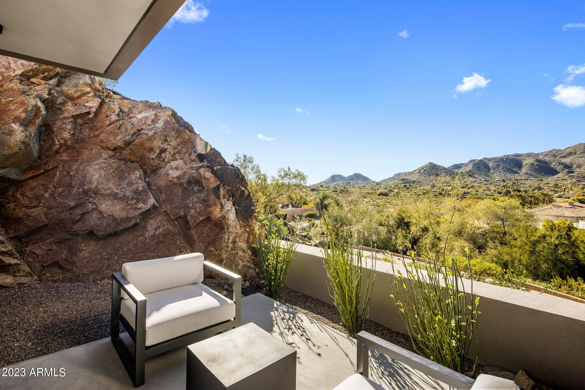 5416 E DESERT JEWEL Drive