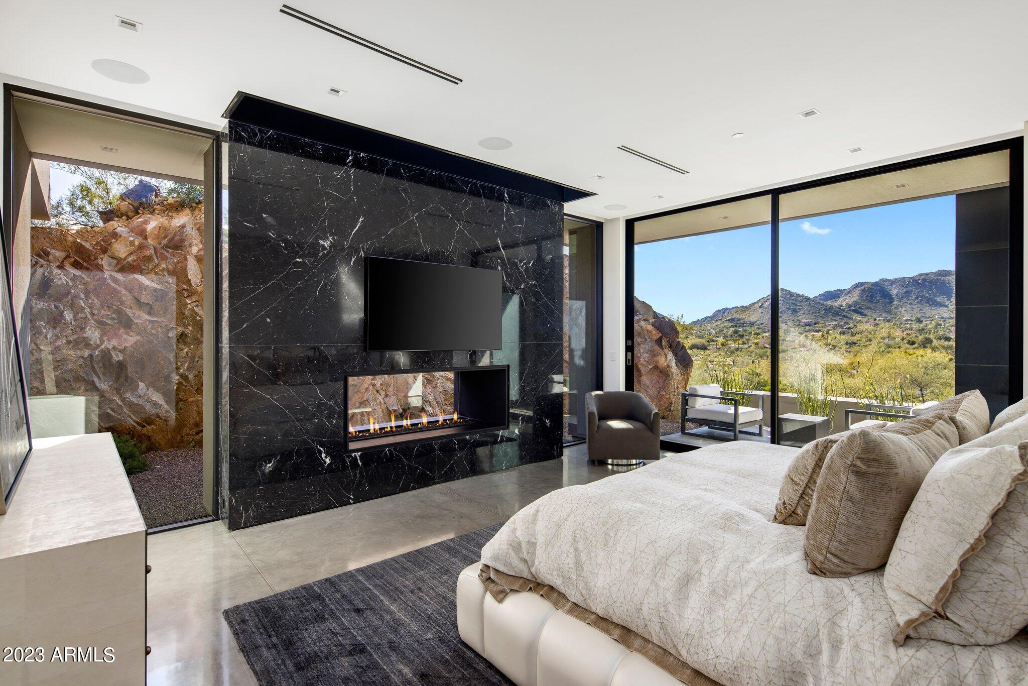 5416 E DESERT JEWEL Drive