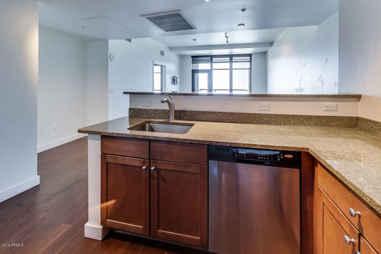 310 S 4TH Street Unit: 1903