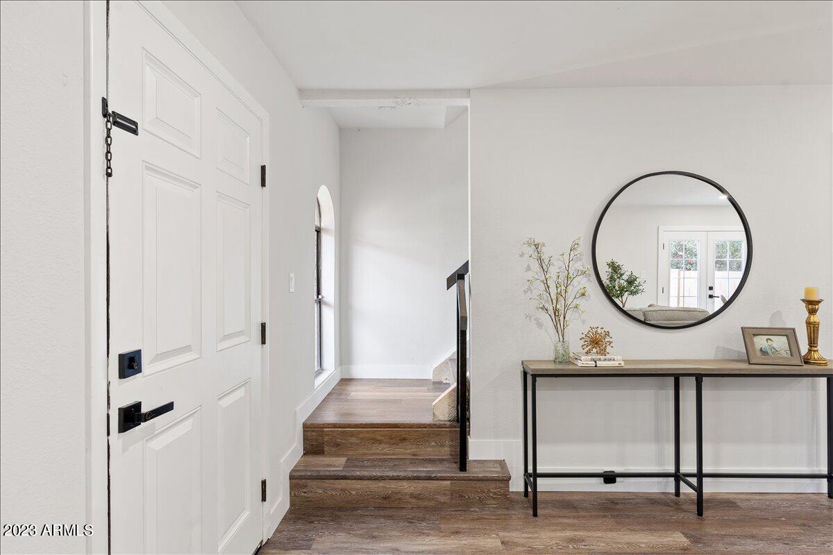 10432 N 11TH Street Unit: 2