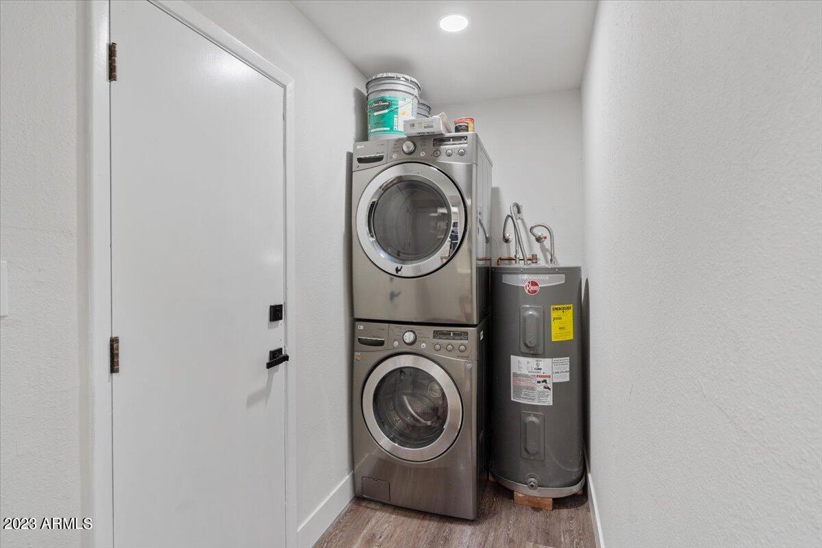 10432 N 11TH Street Unit: 2