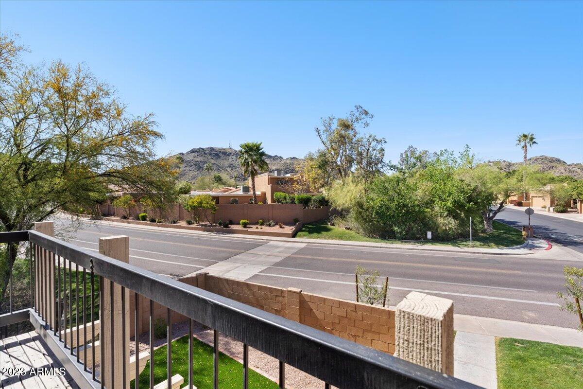 10432 N 11TH Street Unit: 2
