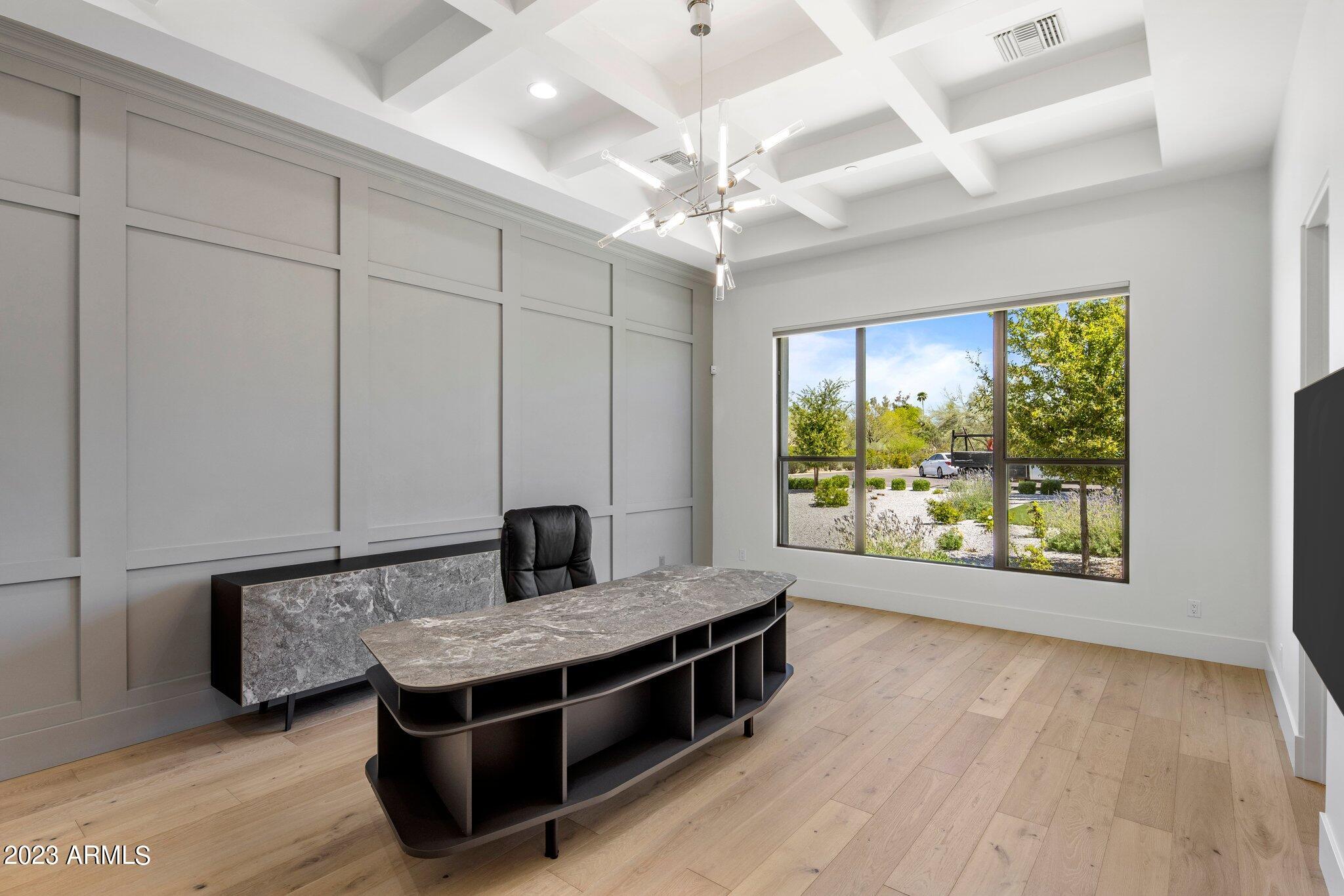 6526 N 66TH Place