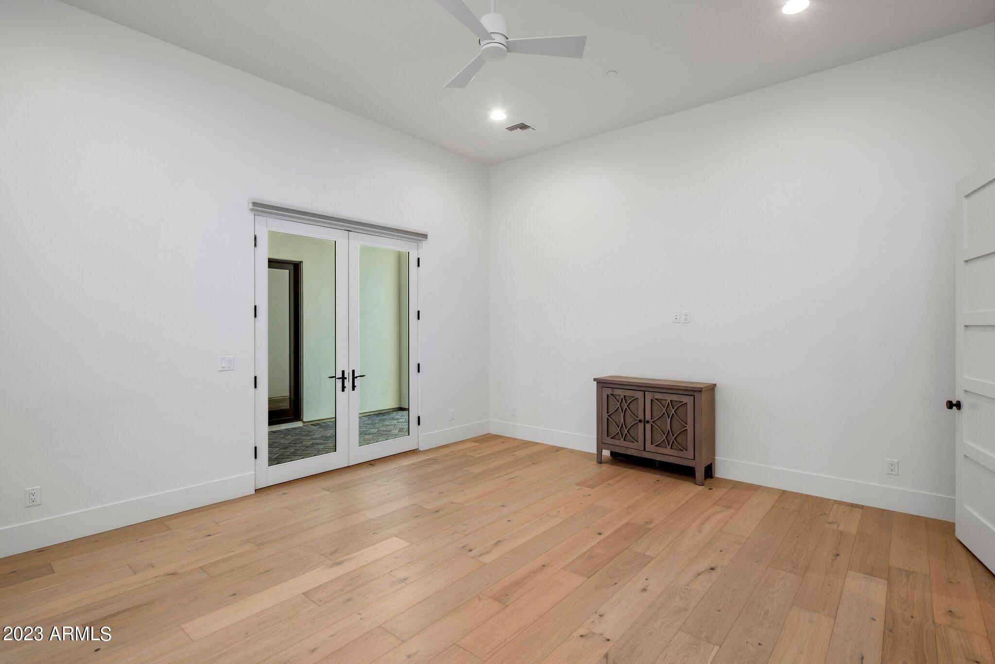 6526 N 66TH Place