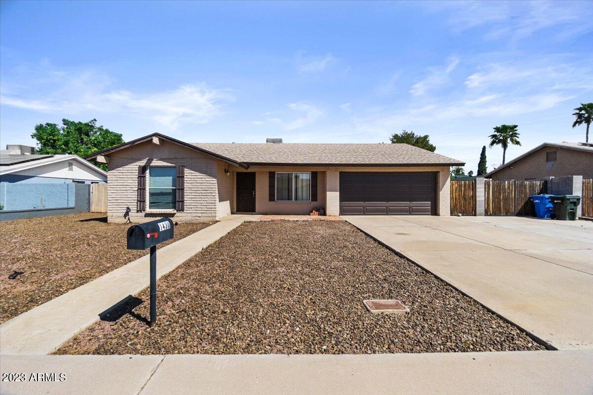 1430 W ROCKWOOD Drive