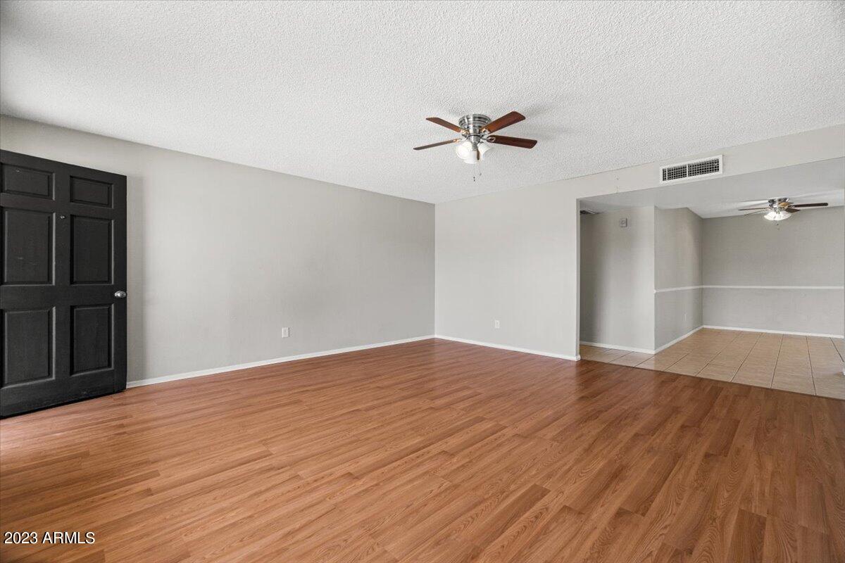 1430 W ROCKWOOD Drive