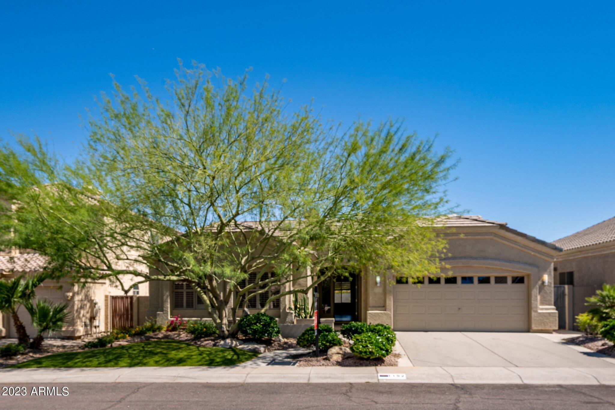 1152 E COTTONWOOD Lane
