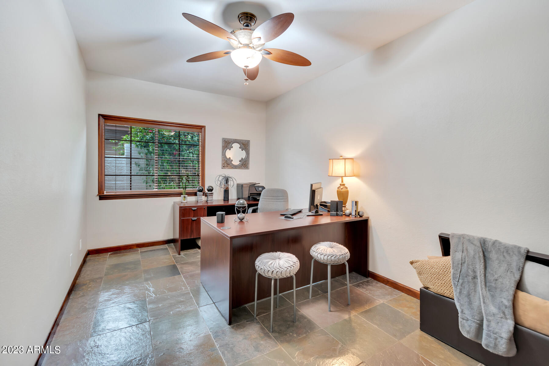 8387 E THOROUGHBRED Trail