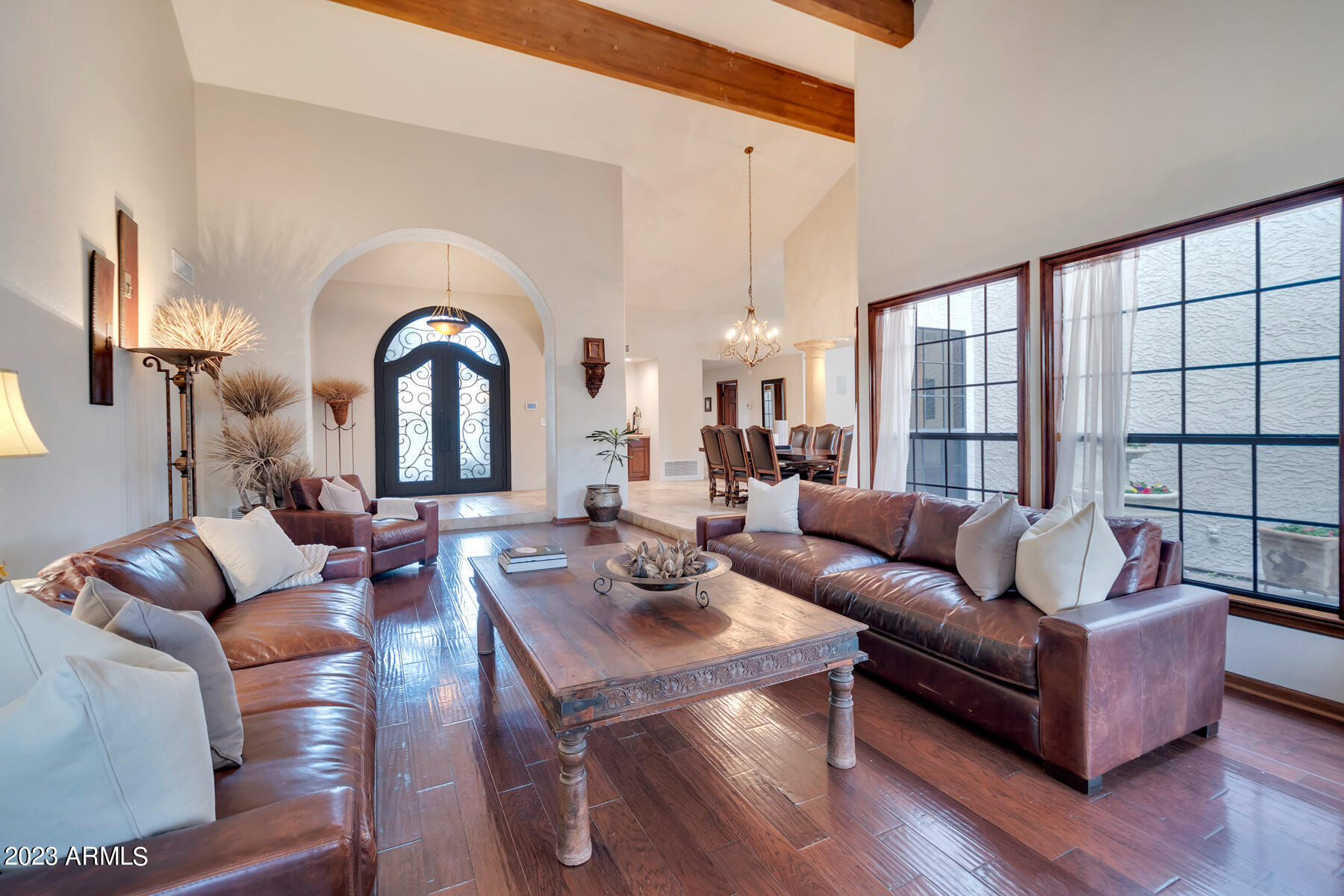 8387 E THOROUGHBRED Trail
