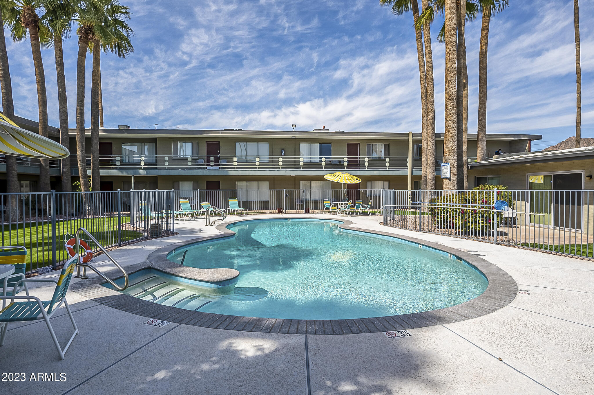6805 E 2ND Street Unit: 3