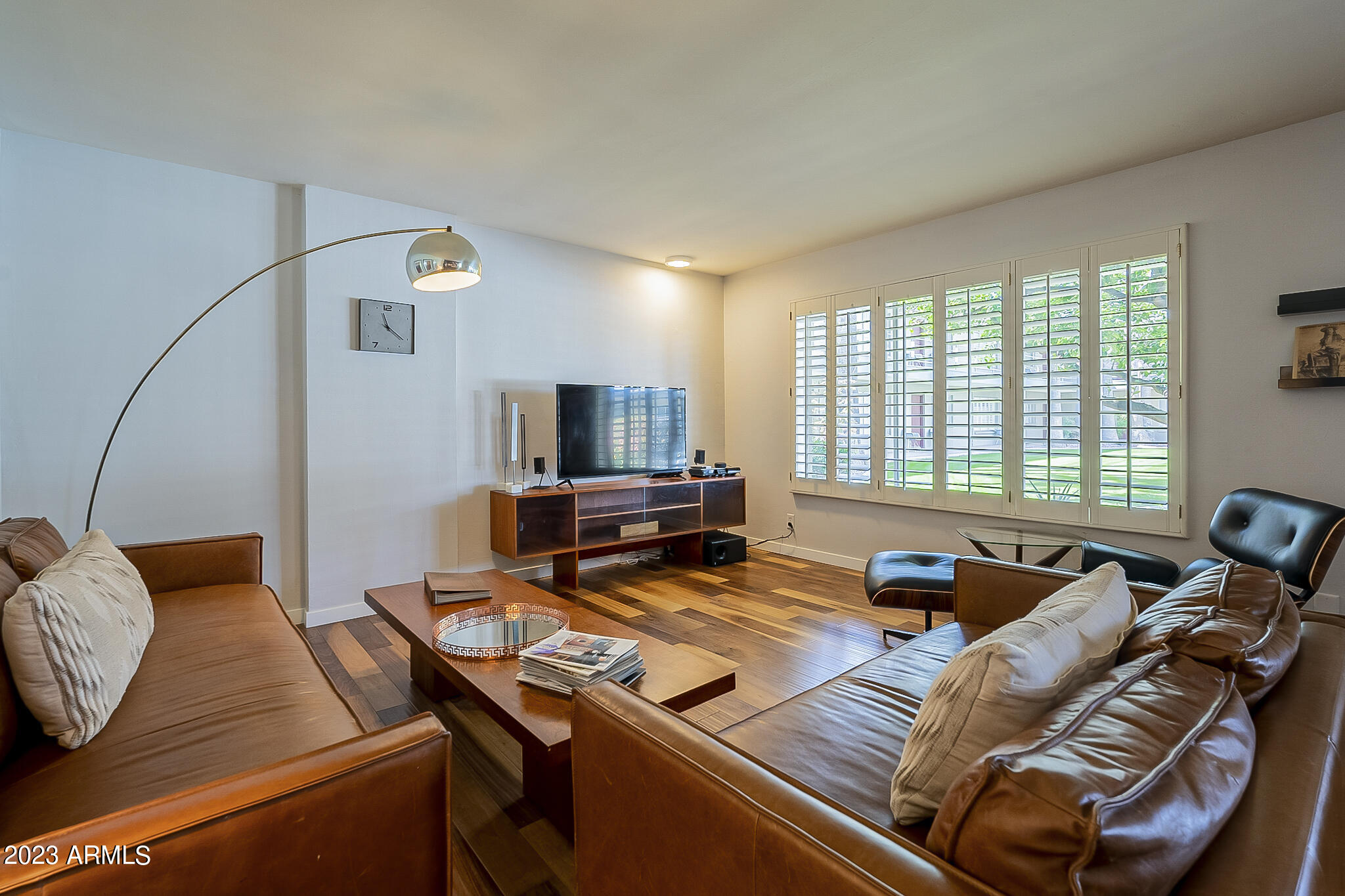 6805 E 2ND Street Unit: 3