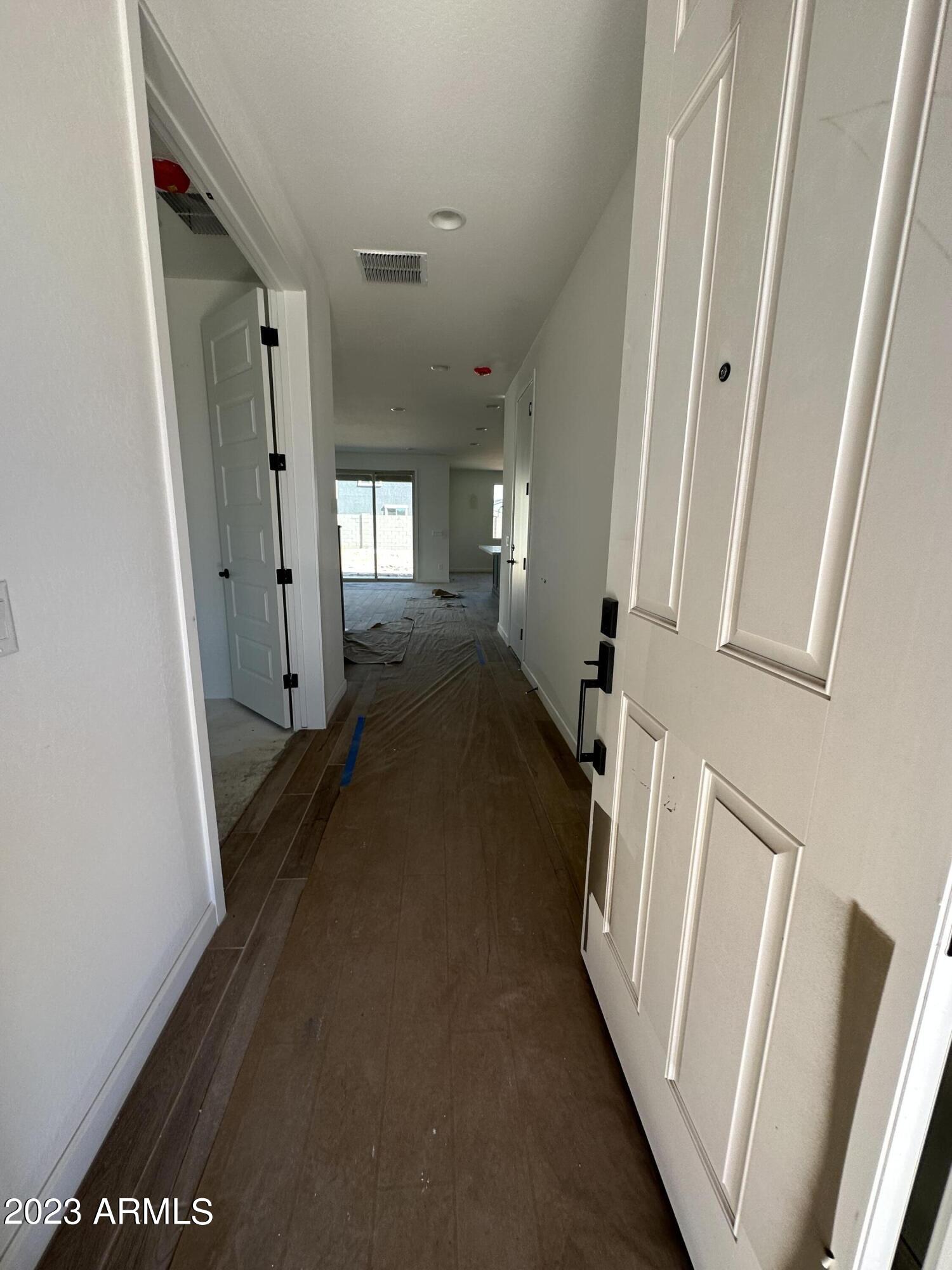 9749 E SEISMIC Avenue