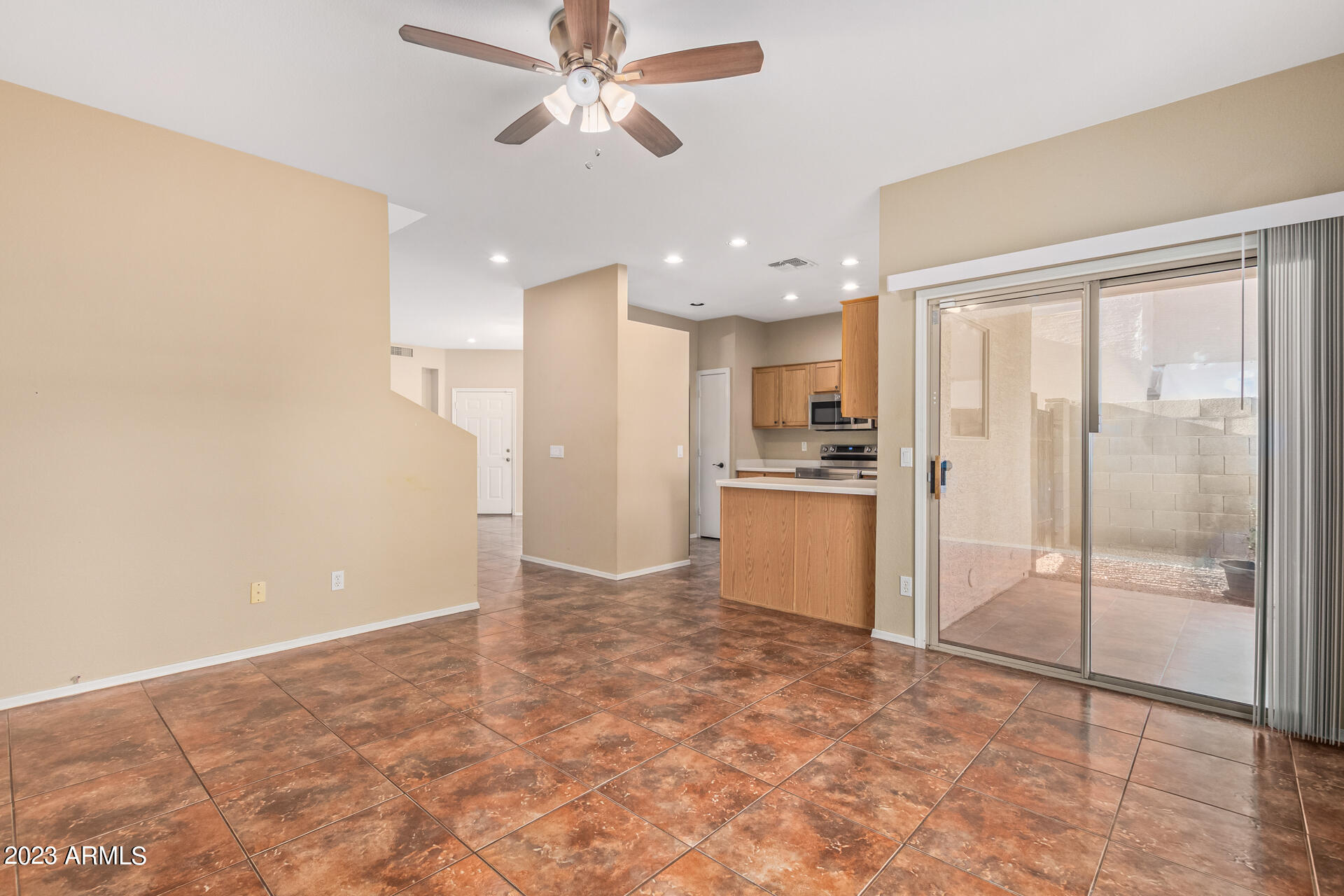 1750 W UNION HILLS Drive Unit: 41