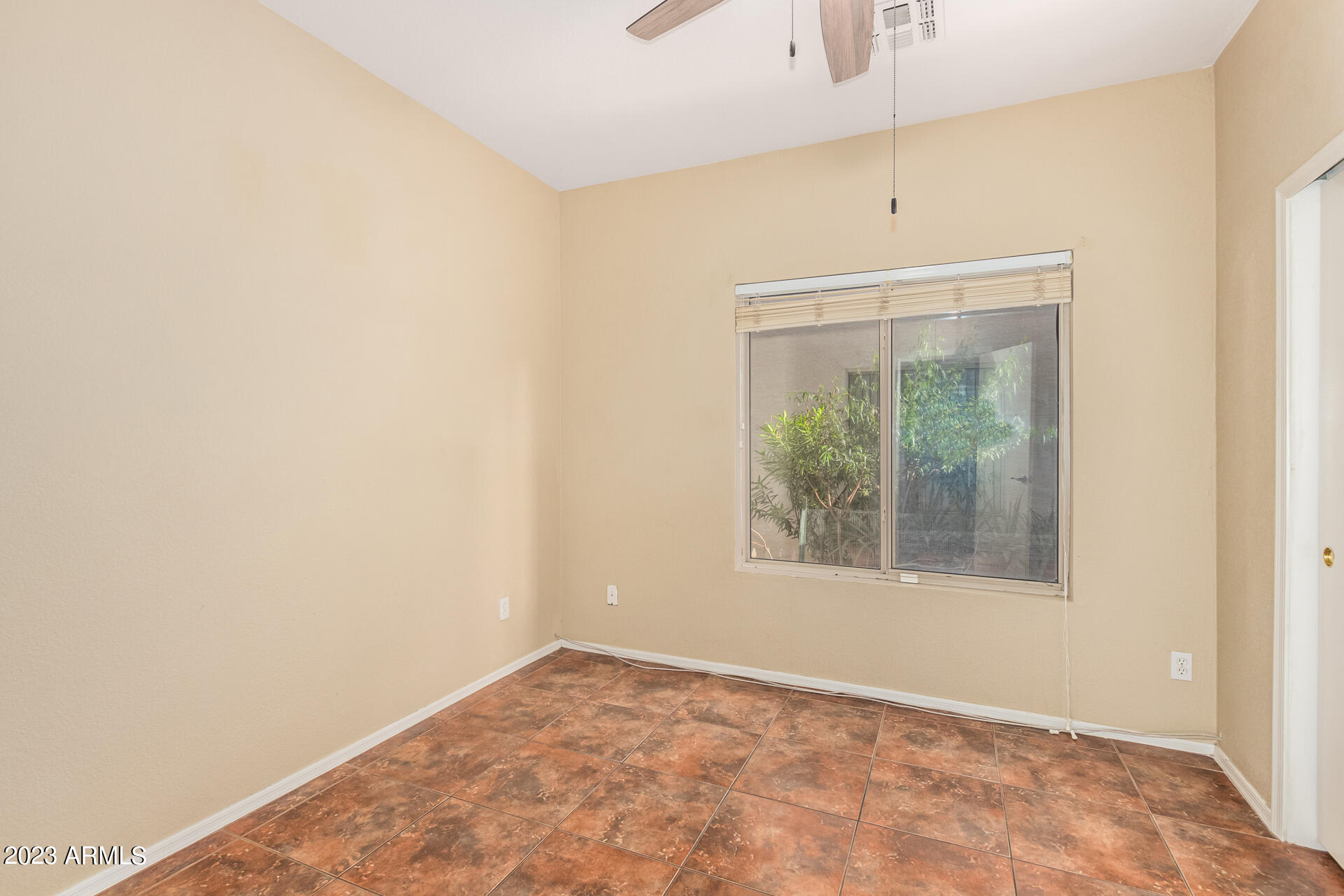 1750 W UNION HILLS Drive Unit: 41