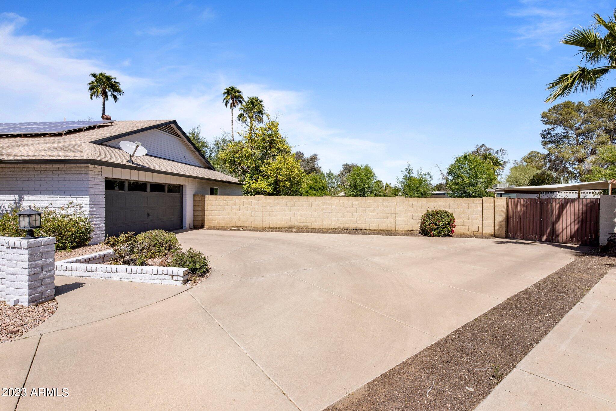 5958 E ASTER Drive
