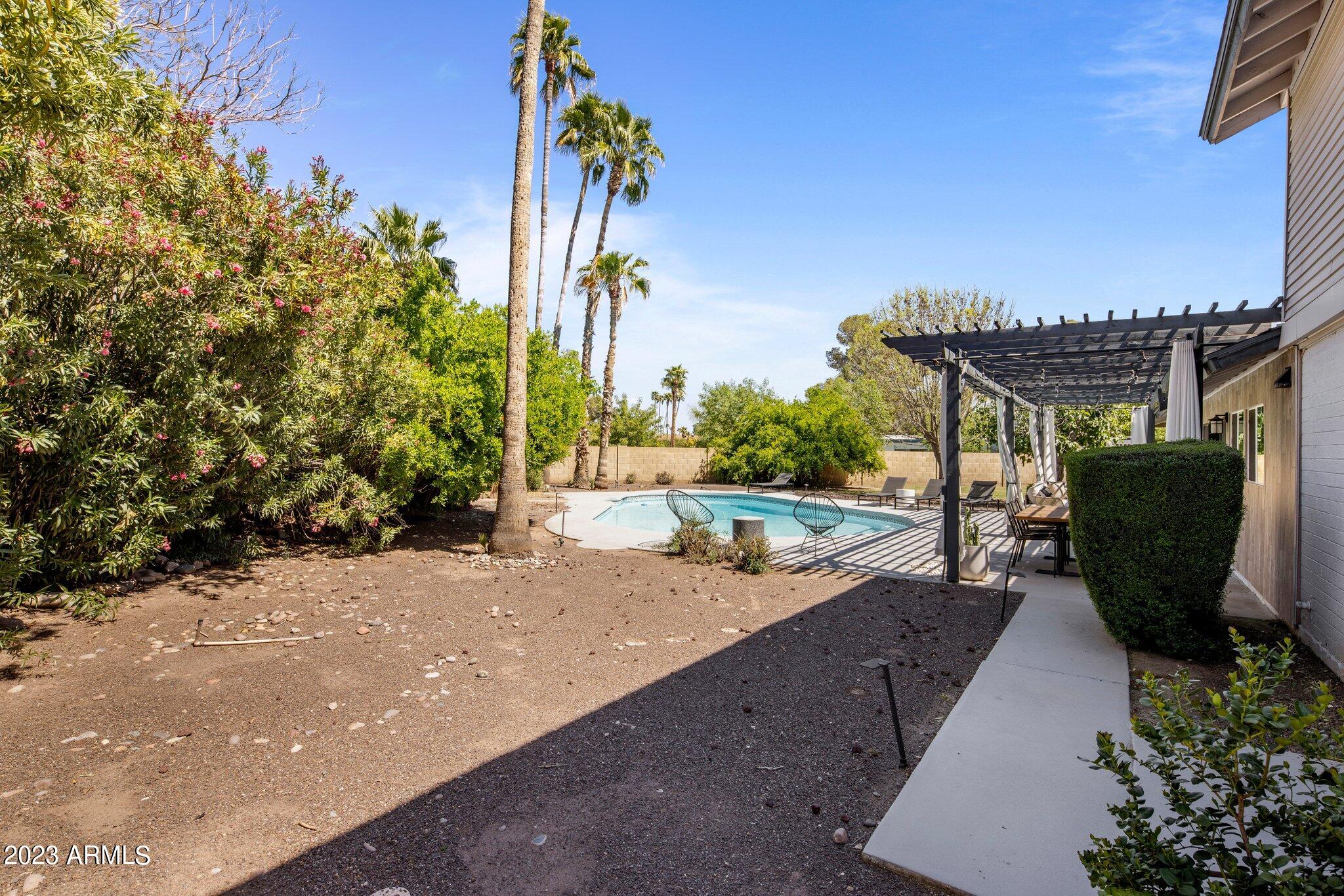 5958 E ASTER Drive