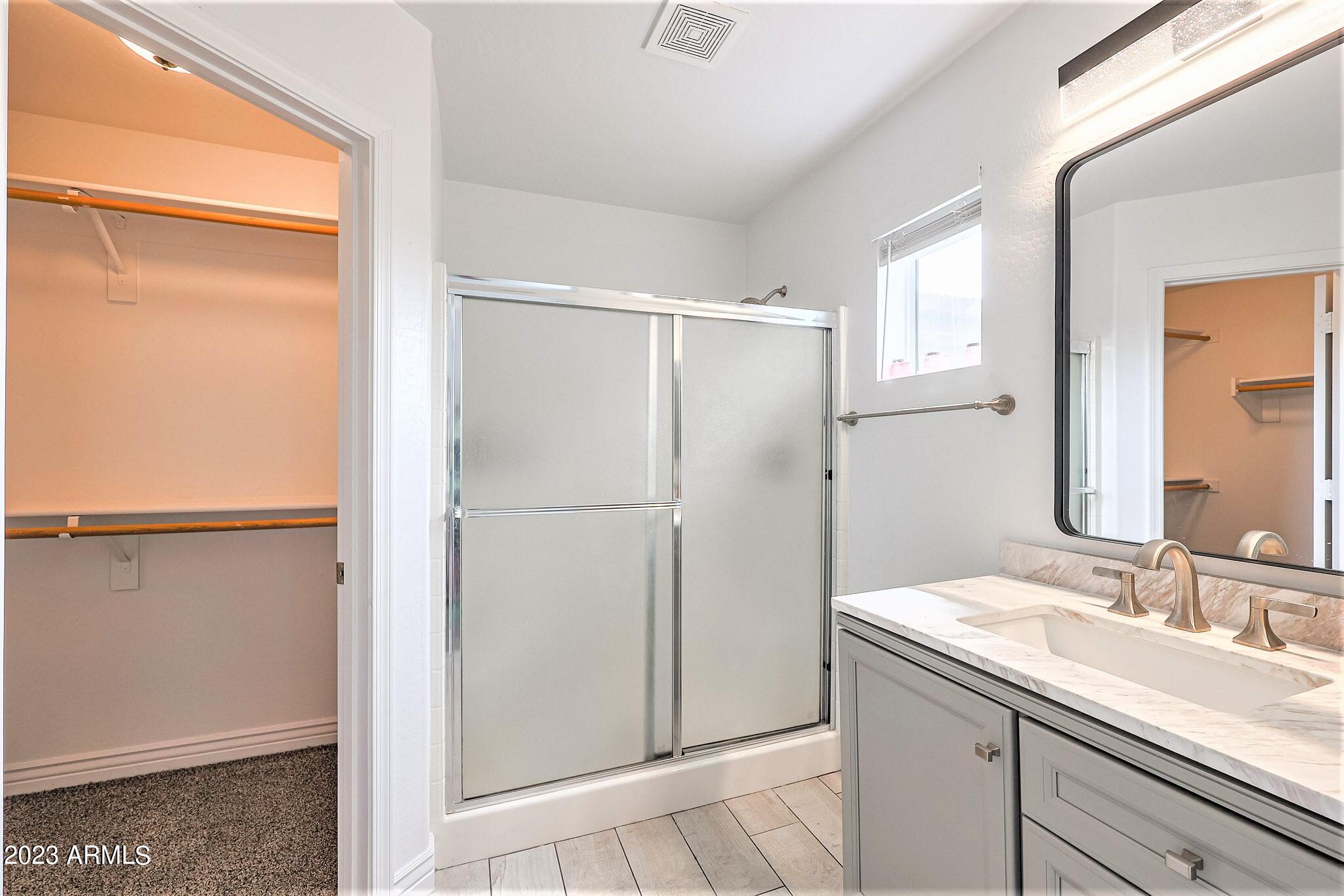 6610 E UNIVERSITY Drive Unit: 168