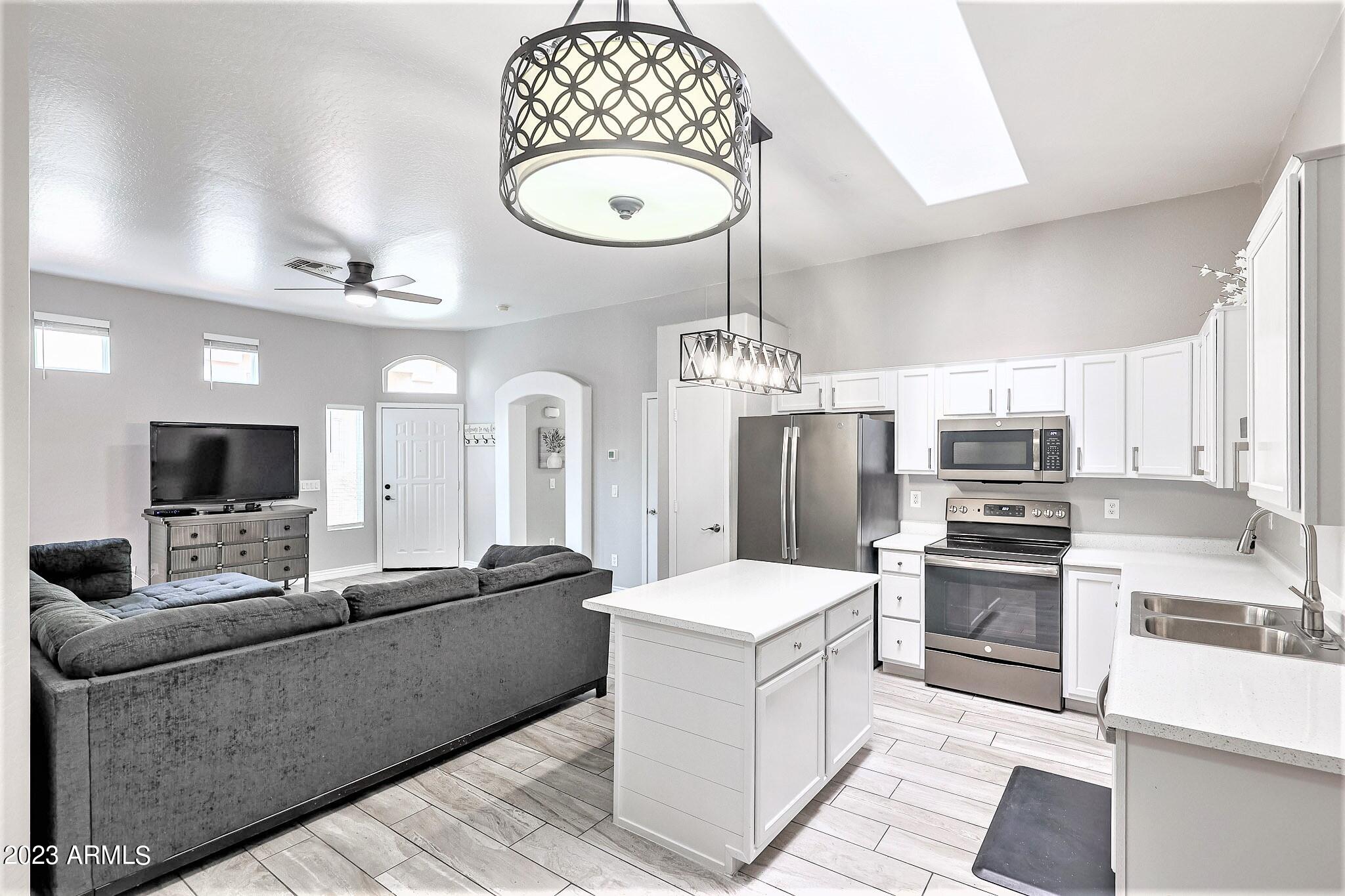 6610 E UNIVERSITY Drive Unit: 168