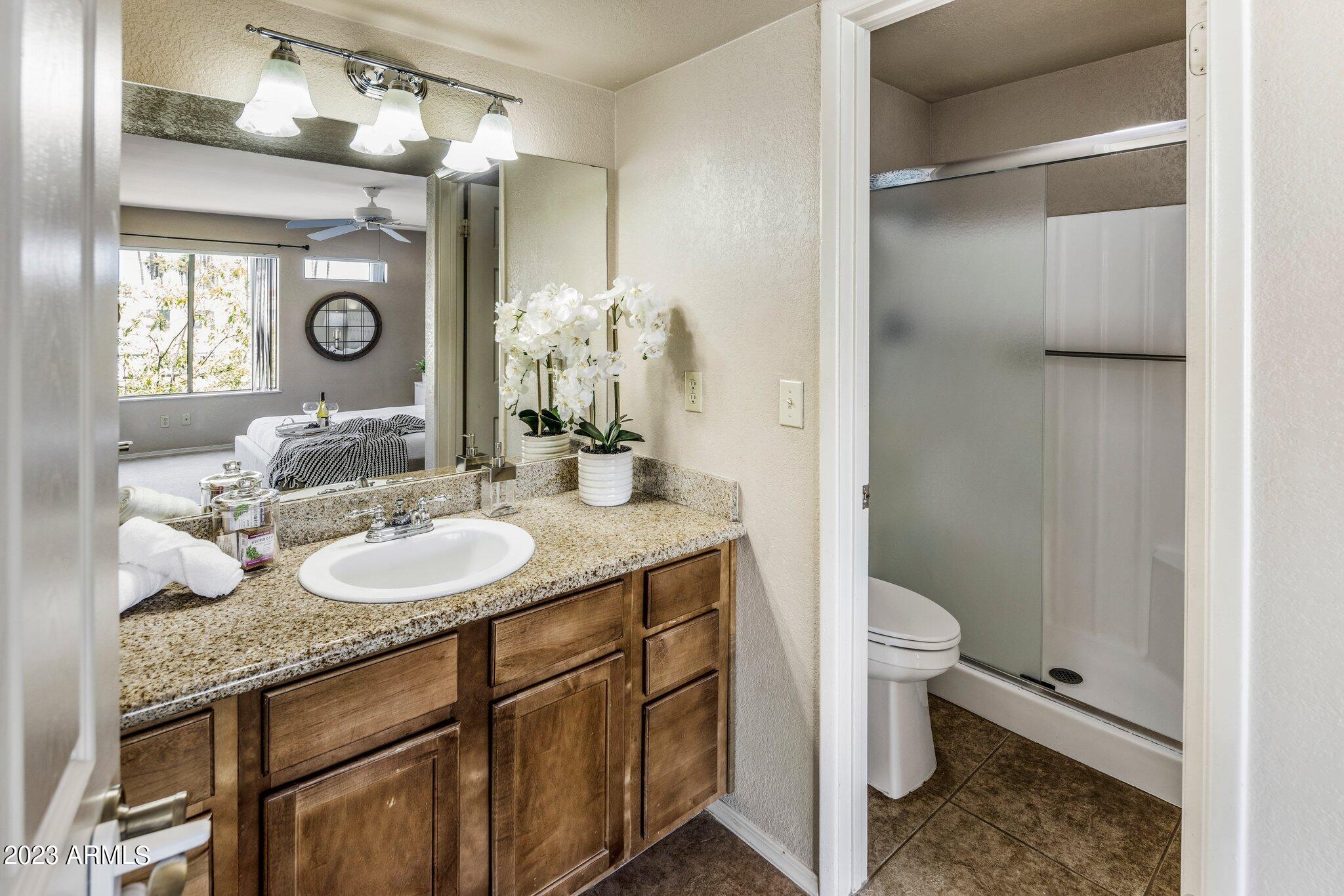 3500 N HAYDEN Road Unit: 504