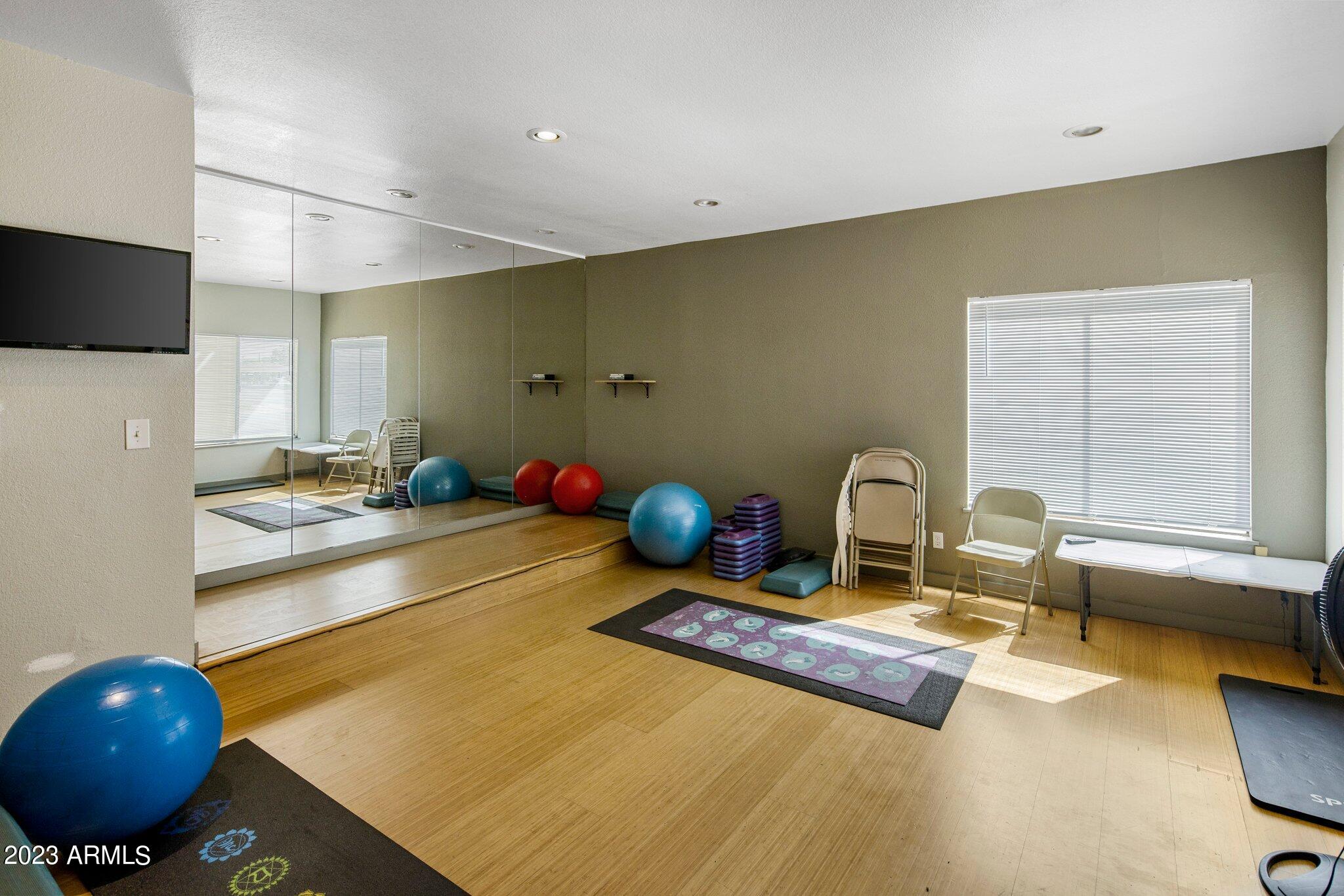 3500 N HAYDEN Road Unit: 504