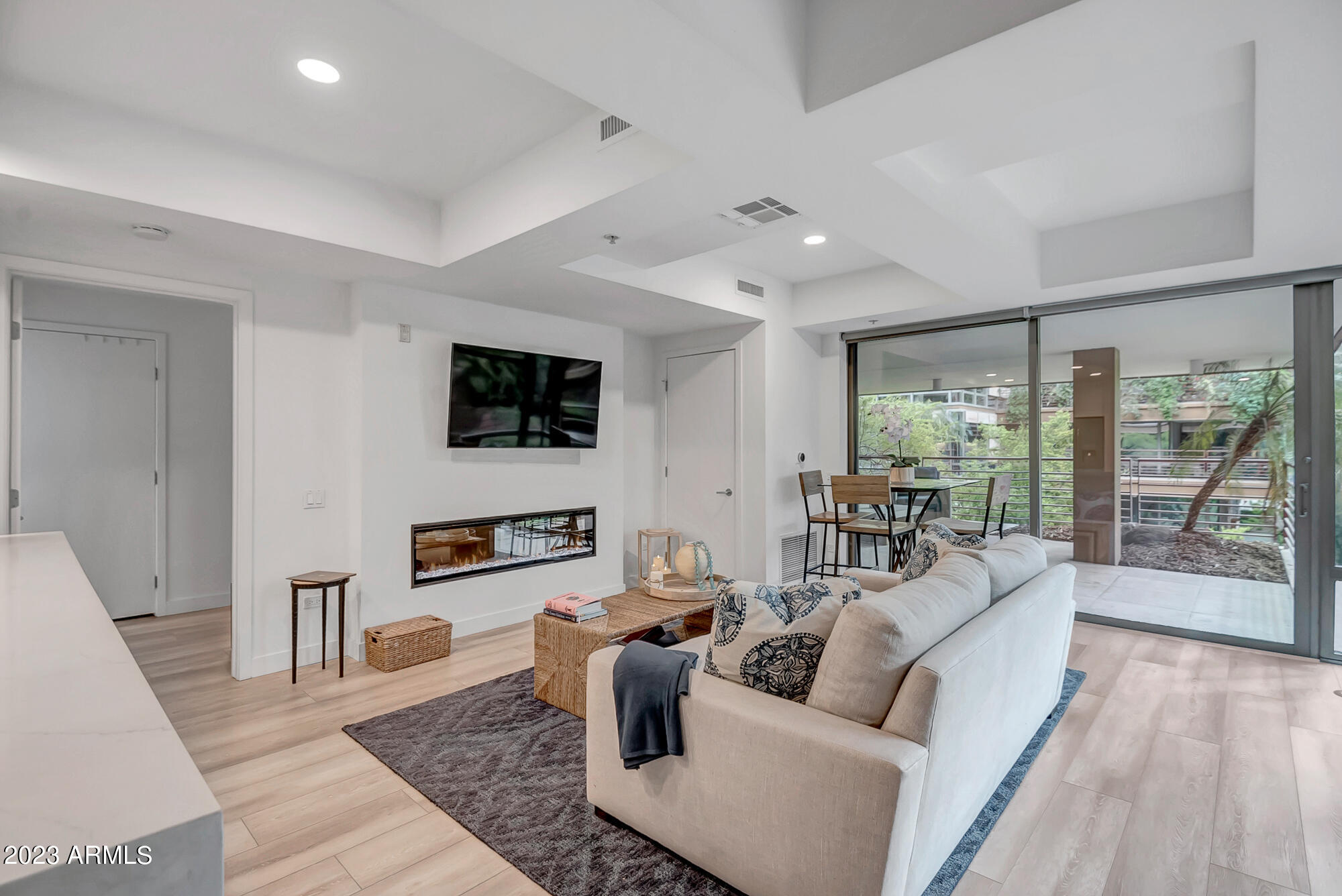 7141 E RANCHO VISTA Drive Unit: 3011