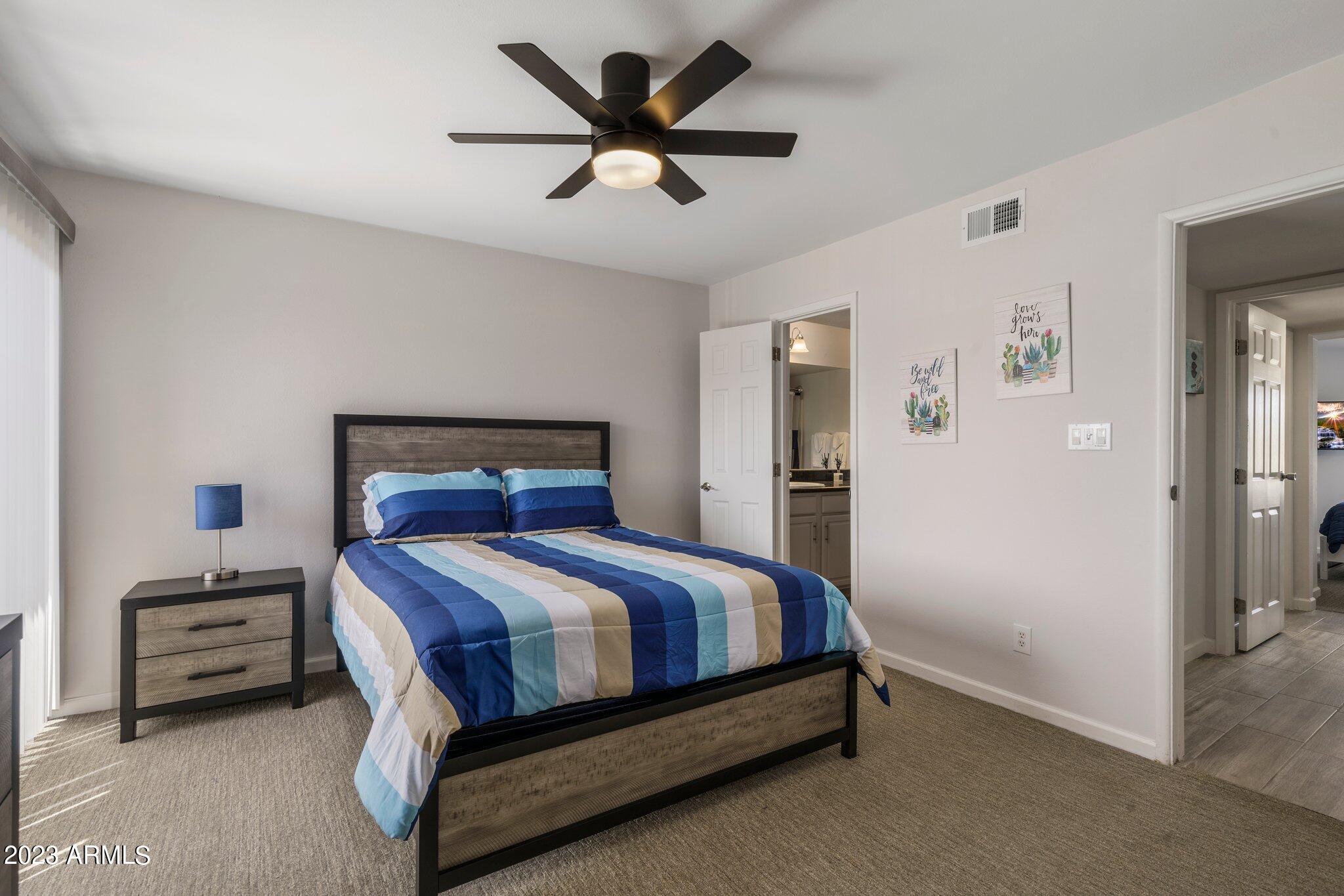 985 N GRANITE REEF Road Unit: 127