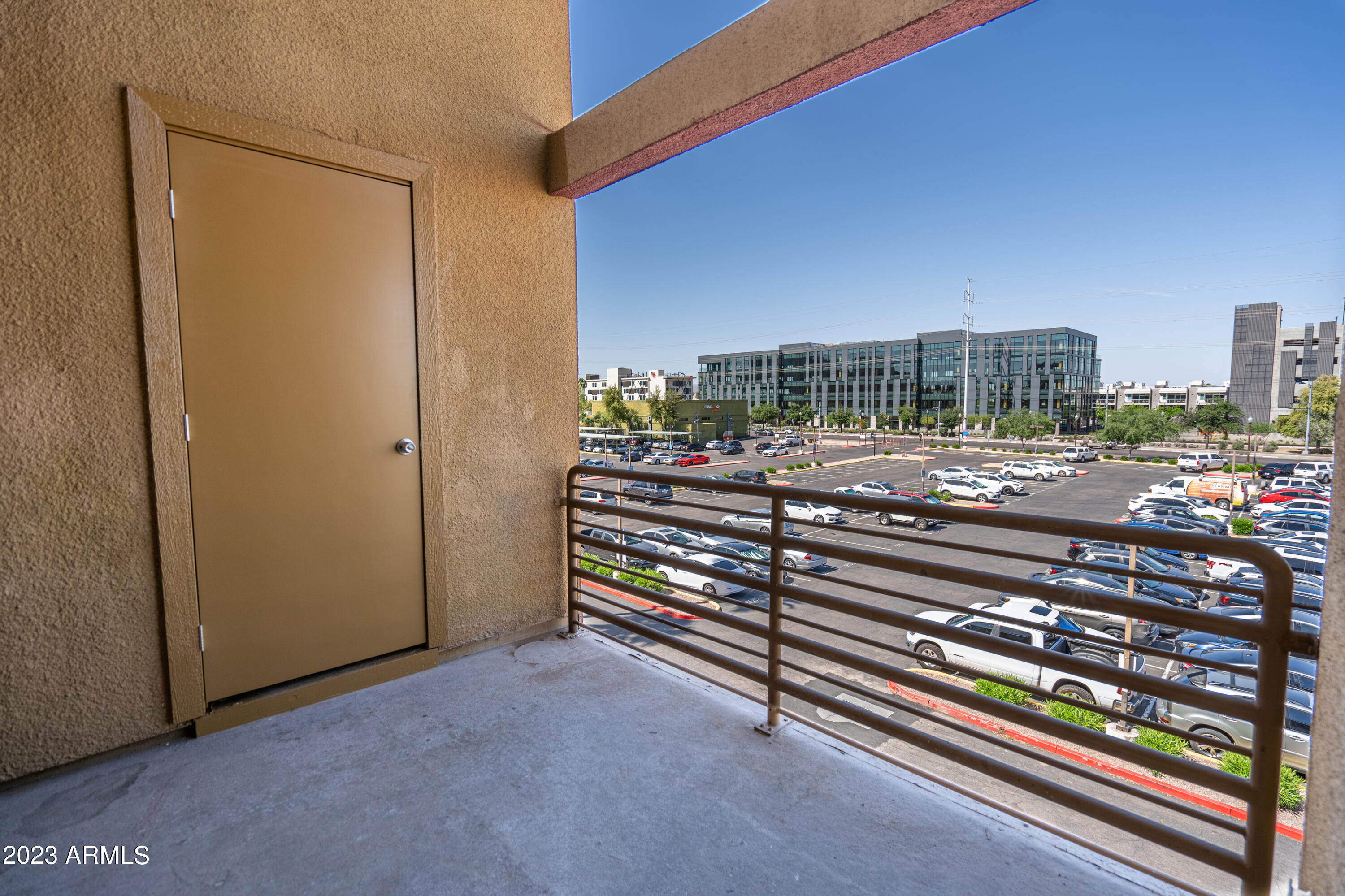154 W 5TH Street Unit: 251