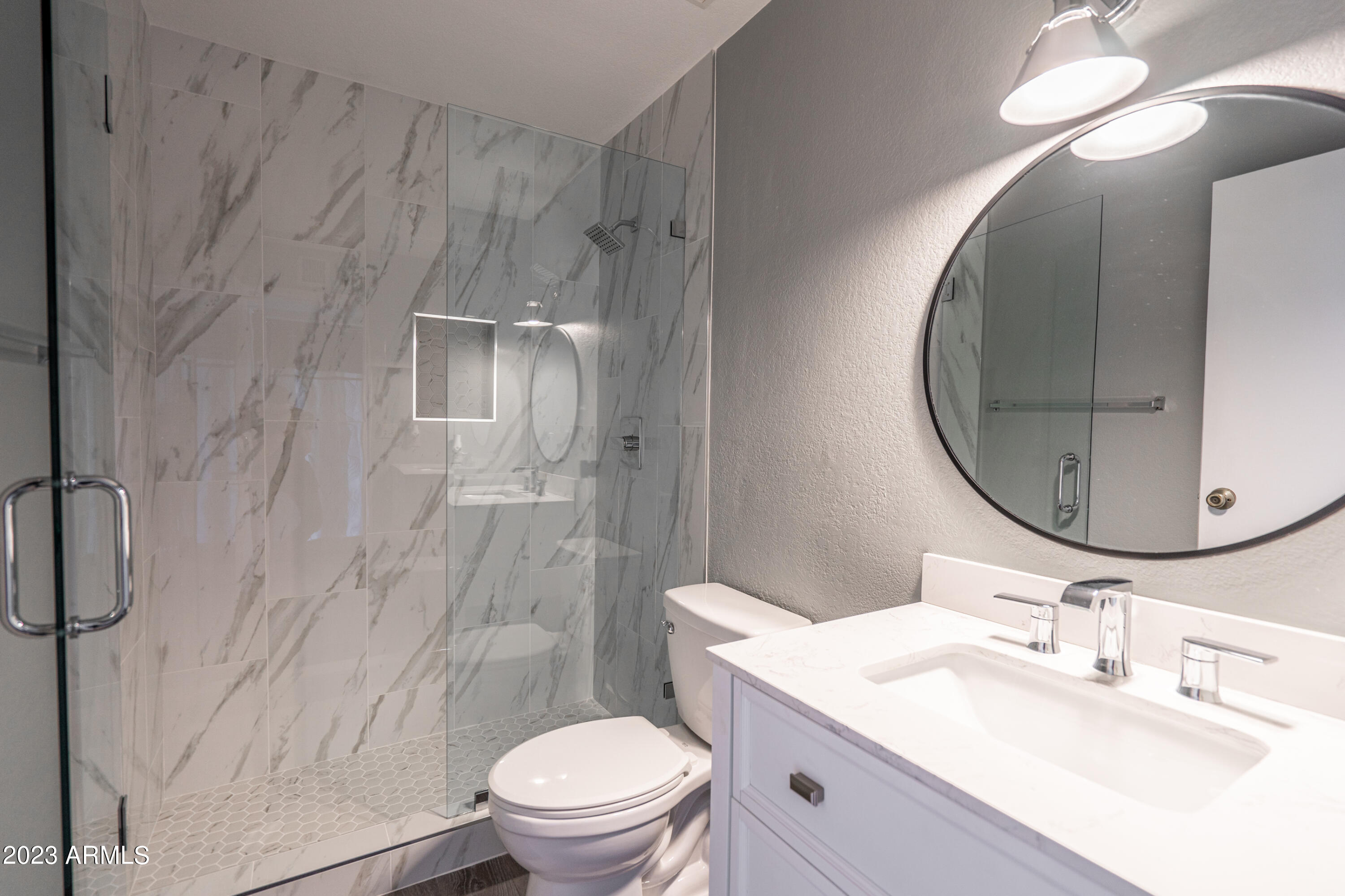 154 W 5TH Street Unit: 251
