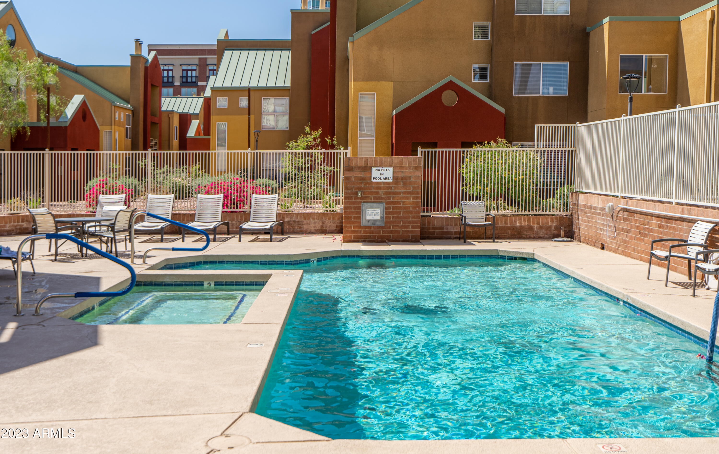154 W 5TH Street Unit: 251