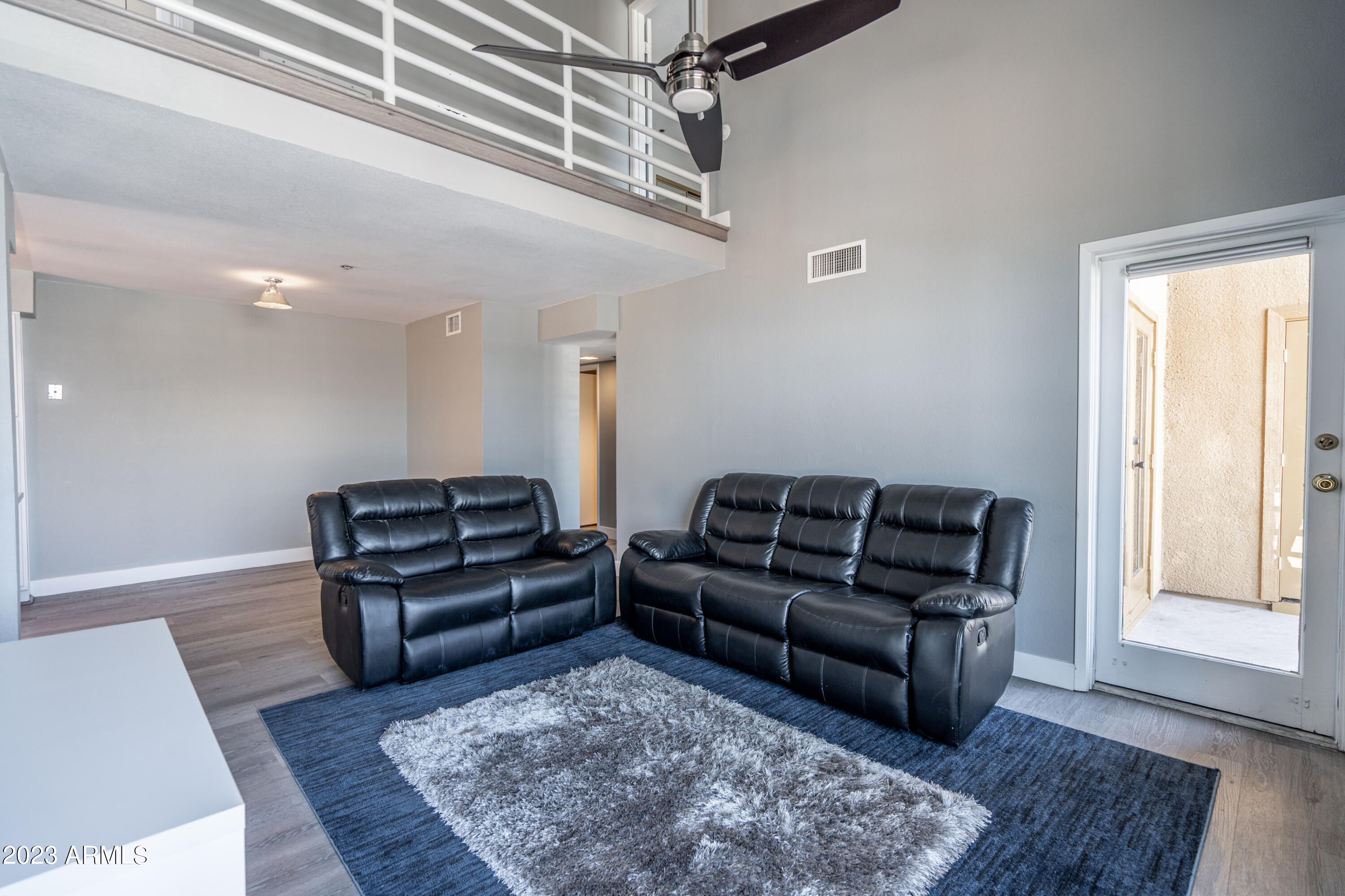 154 W 5TH Street Unit: 251