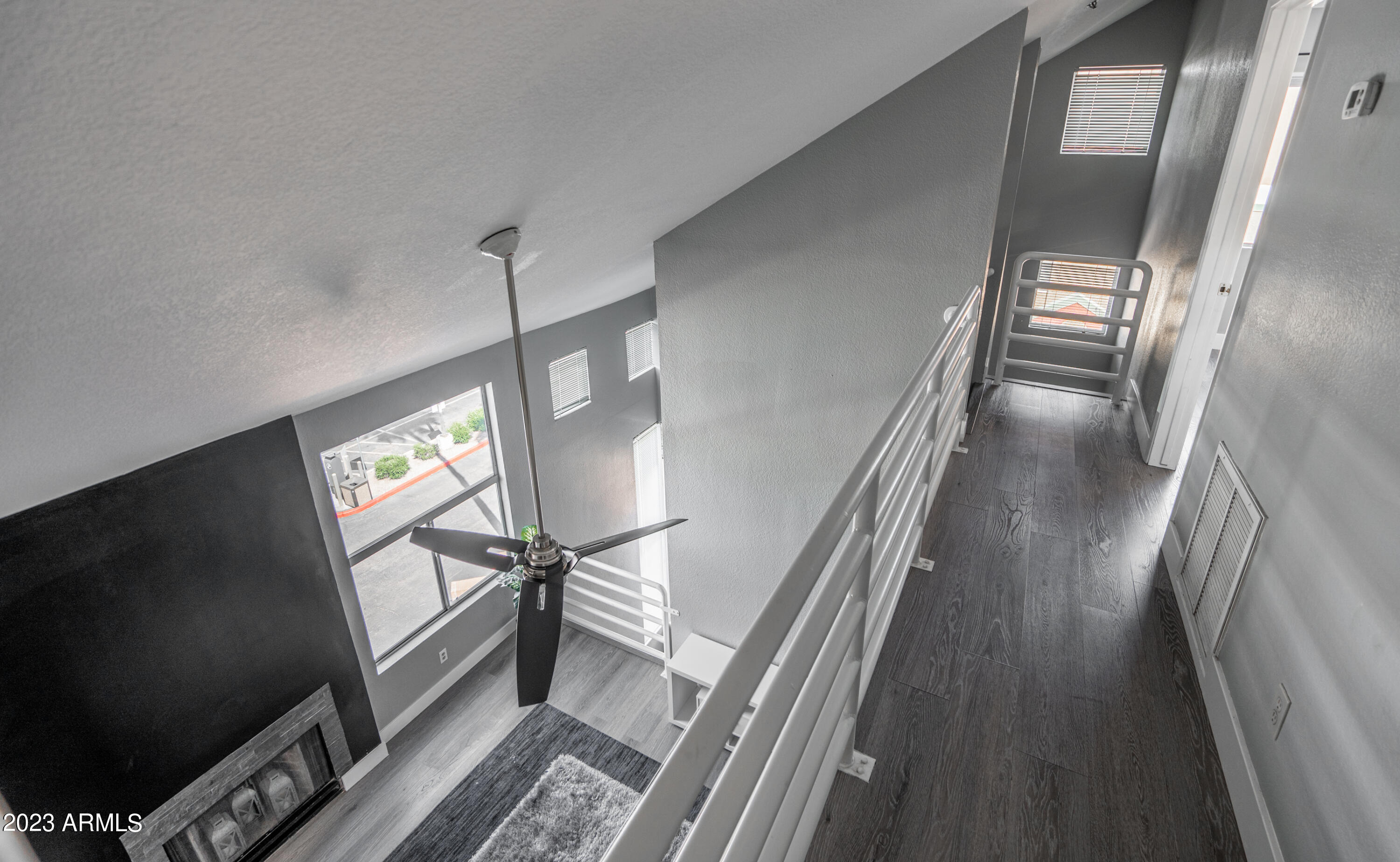 154 W 5TH Street Unit: 251