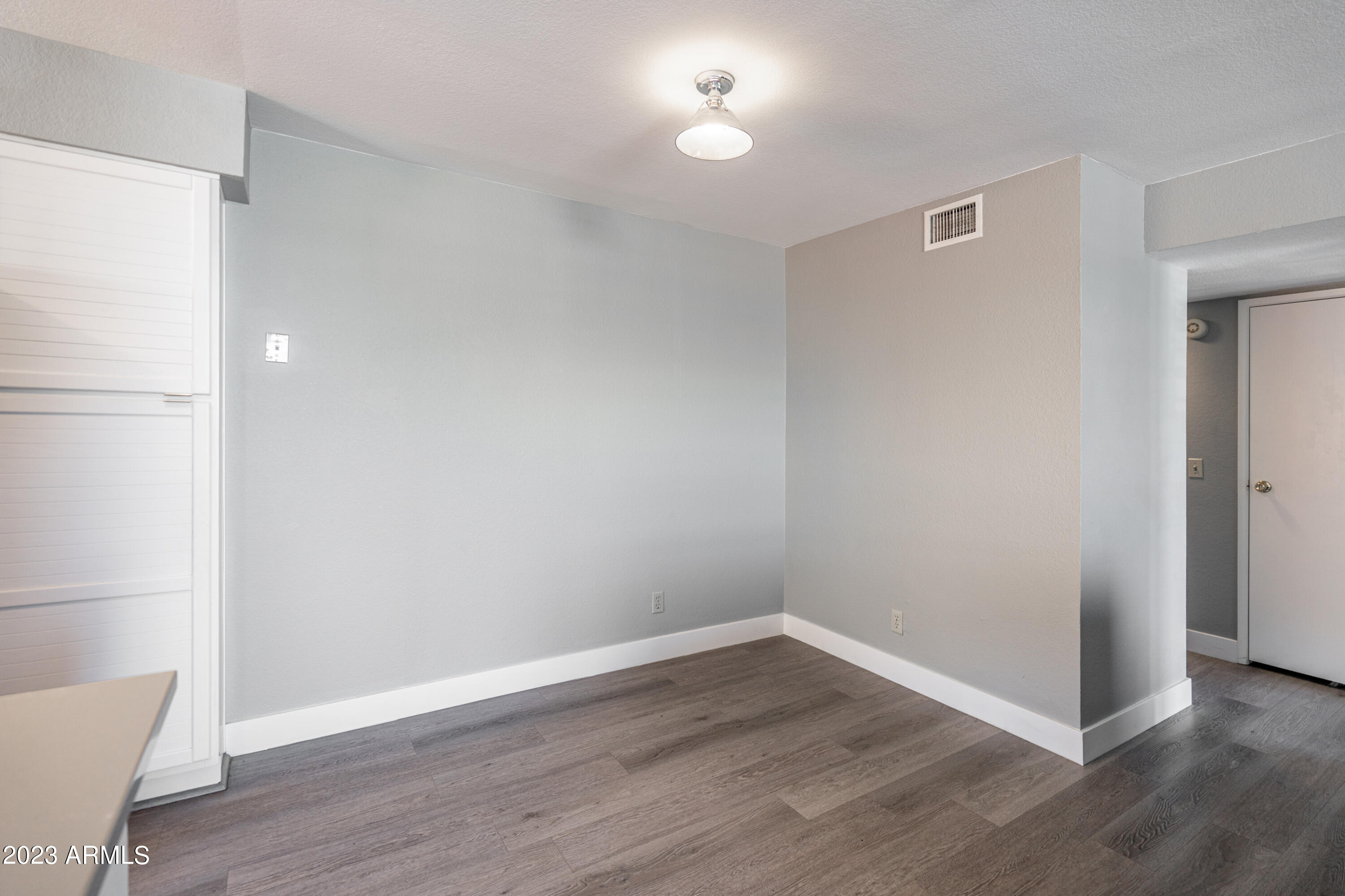154 W 5TH Street Unit: 251