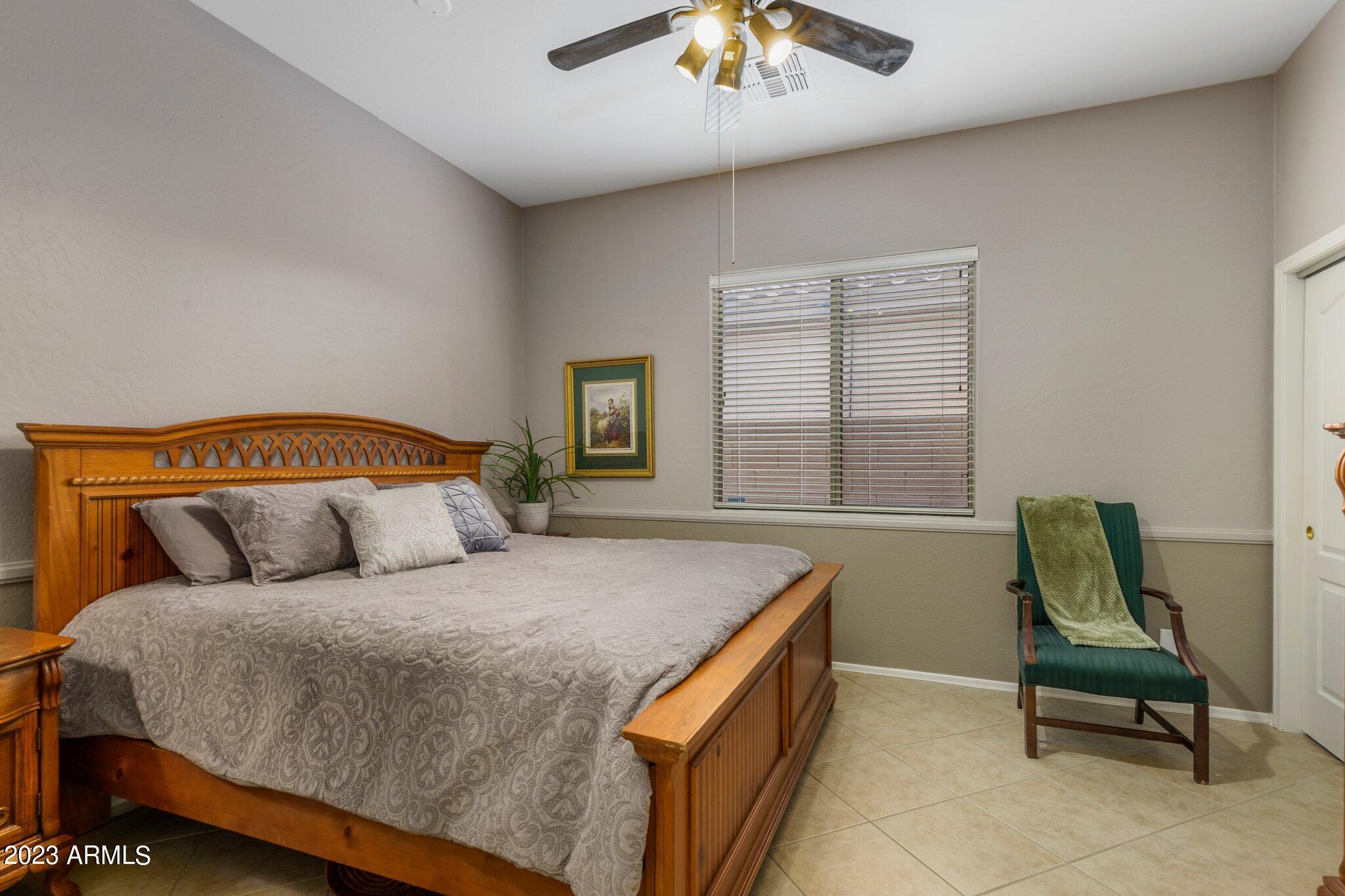 3057 W LEISURE Lane