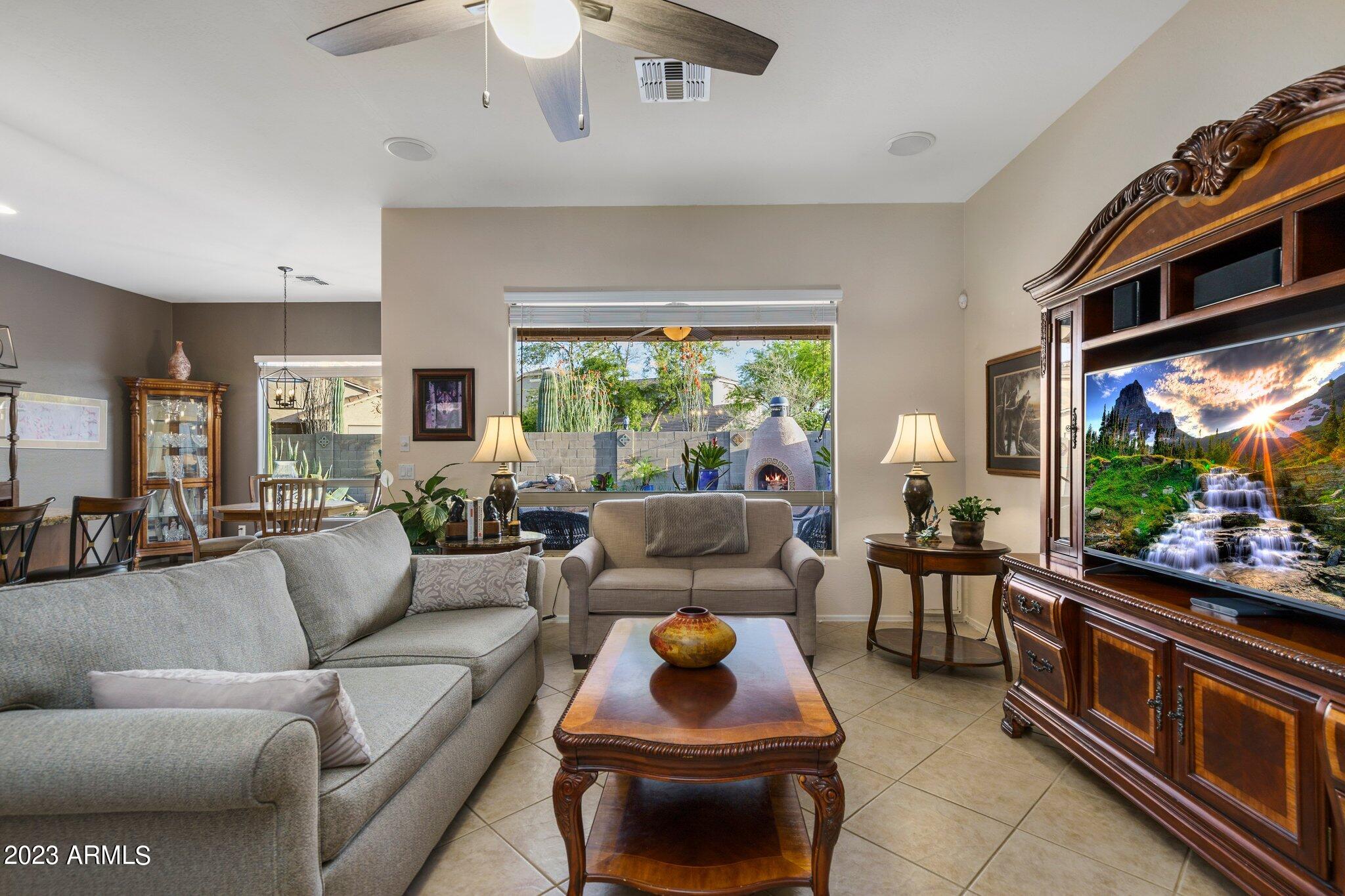 3057 W LEISURE Lane