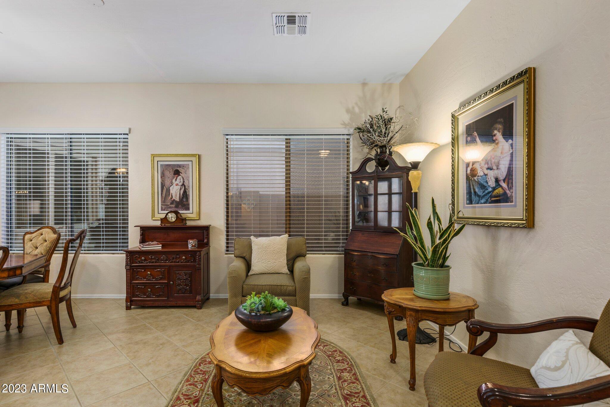 3057 W LEISURE Lane