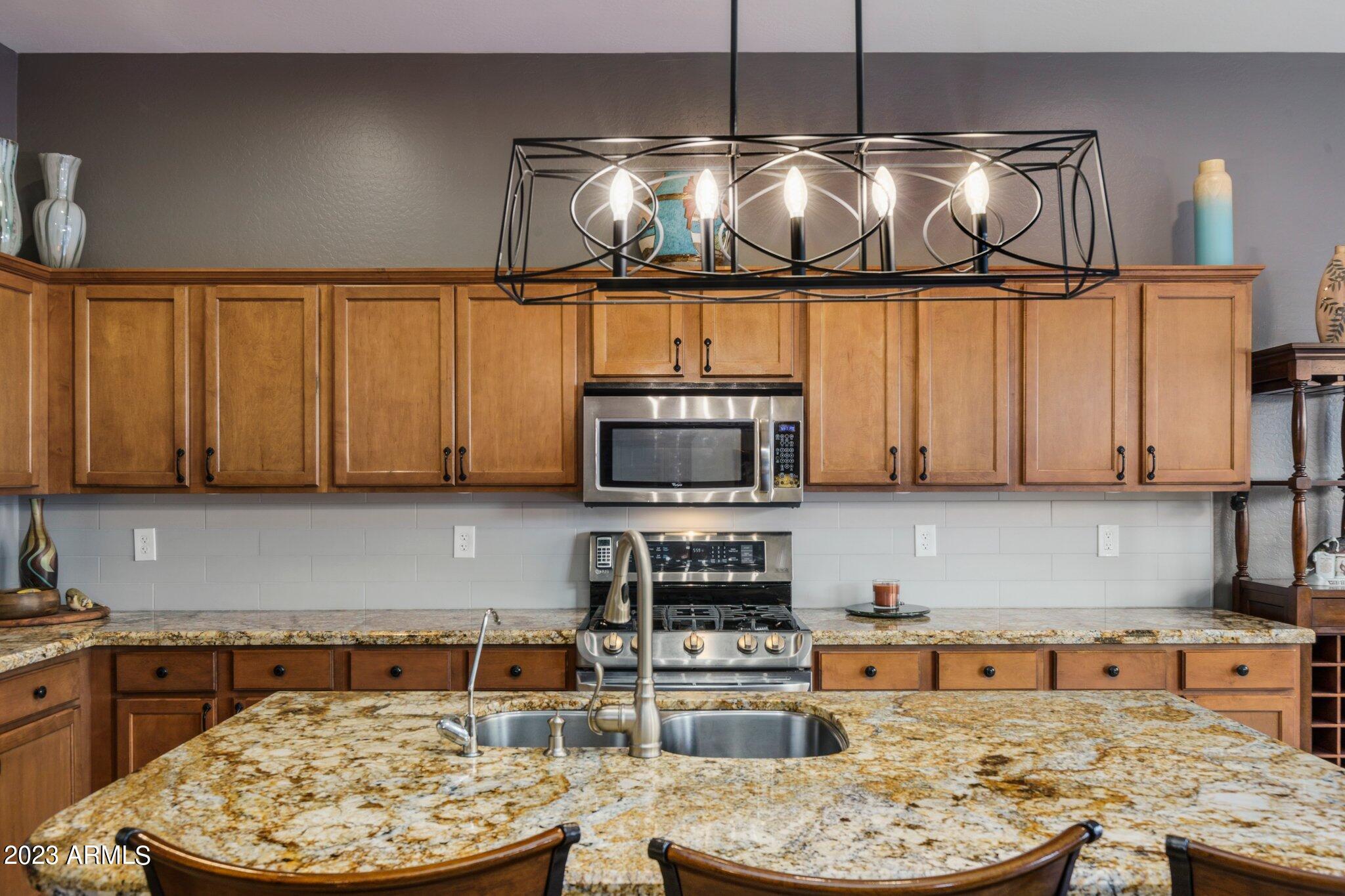 3057 W LEISURE Lane