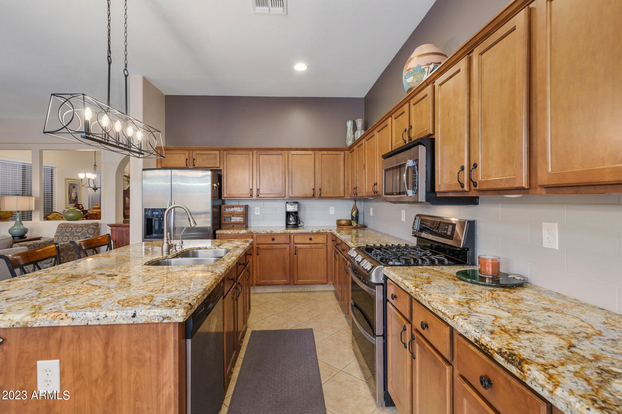 3057 W LEISURE Lane