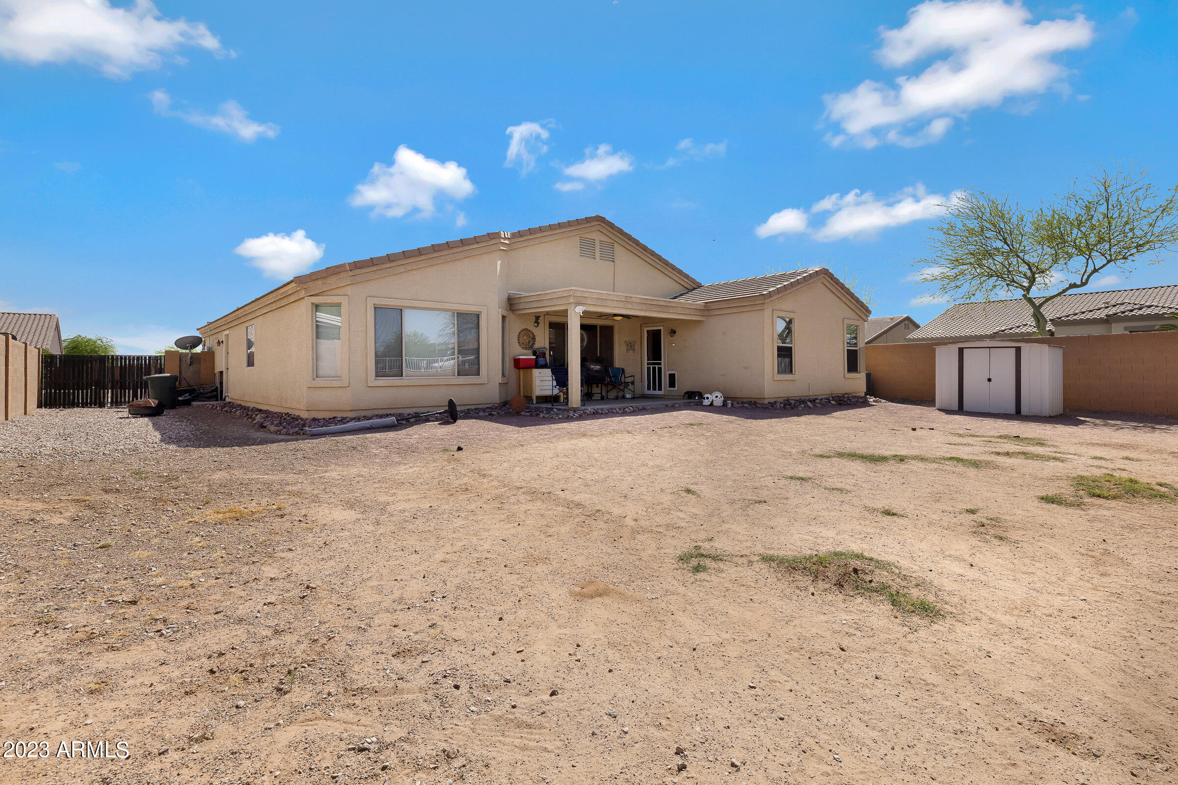616 E Black Diamond Drive