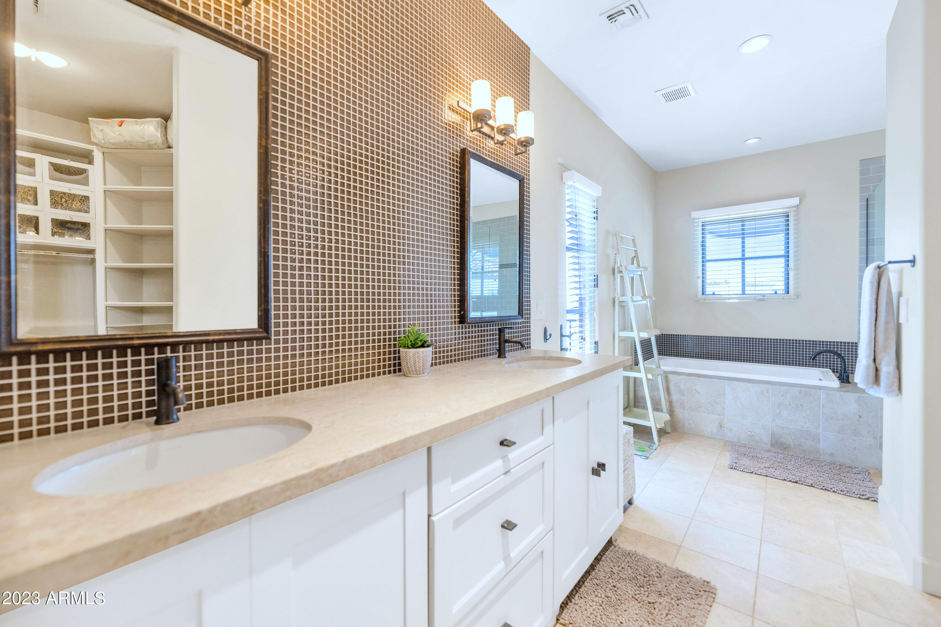 8333 E VIA PASEO DEL NORTE -- Unit: 1029