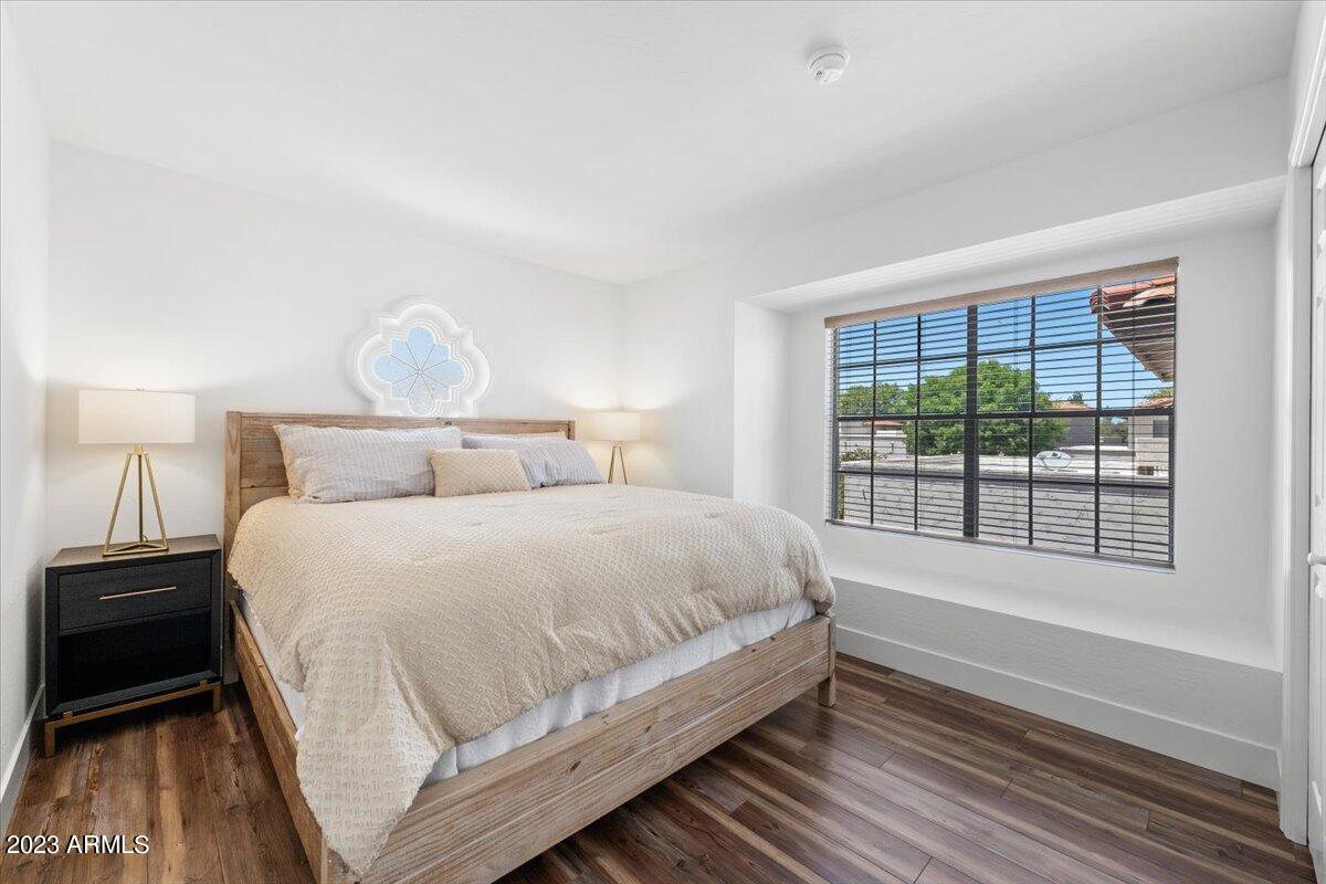 6349 N 78th Street Unit: 105