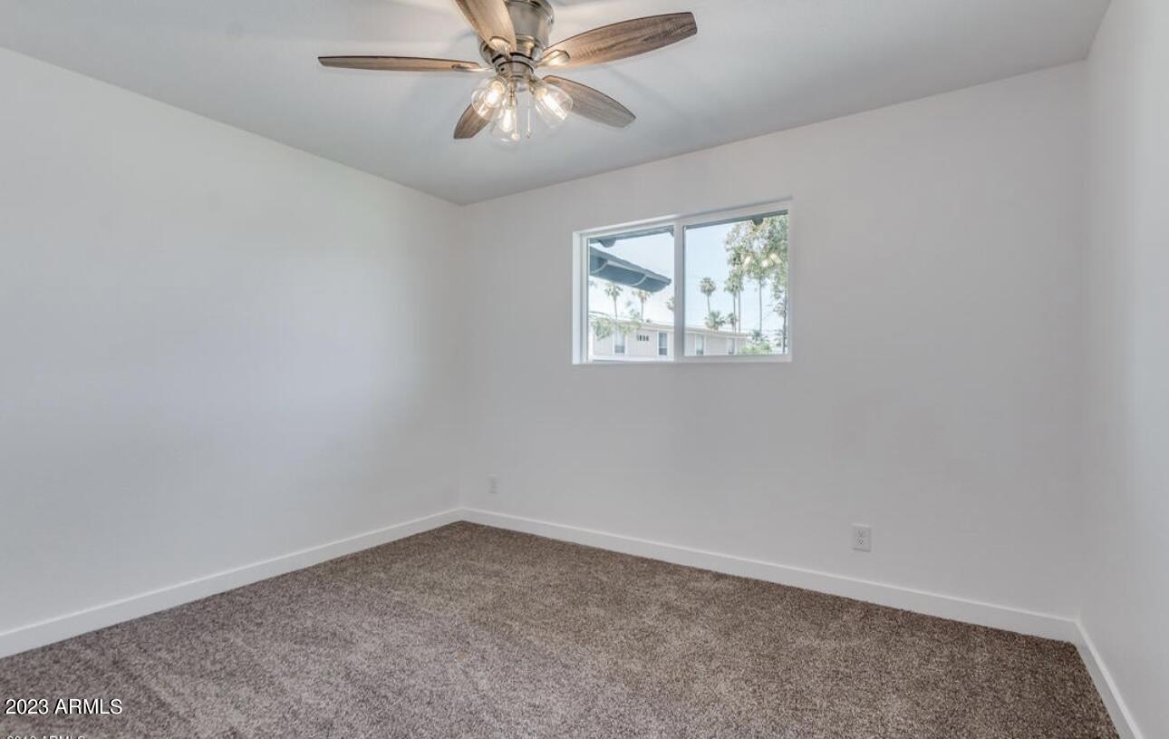 1809 E CONCORDA Drive