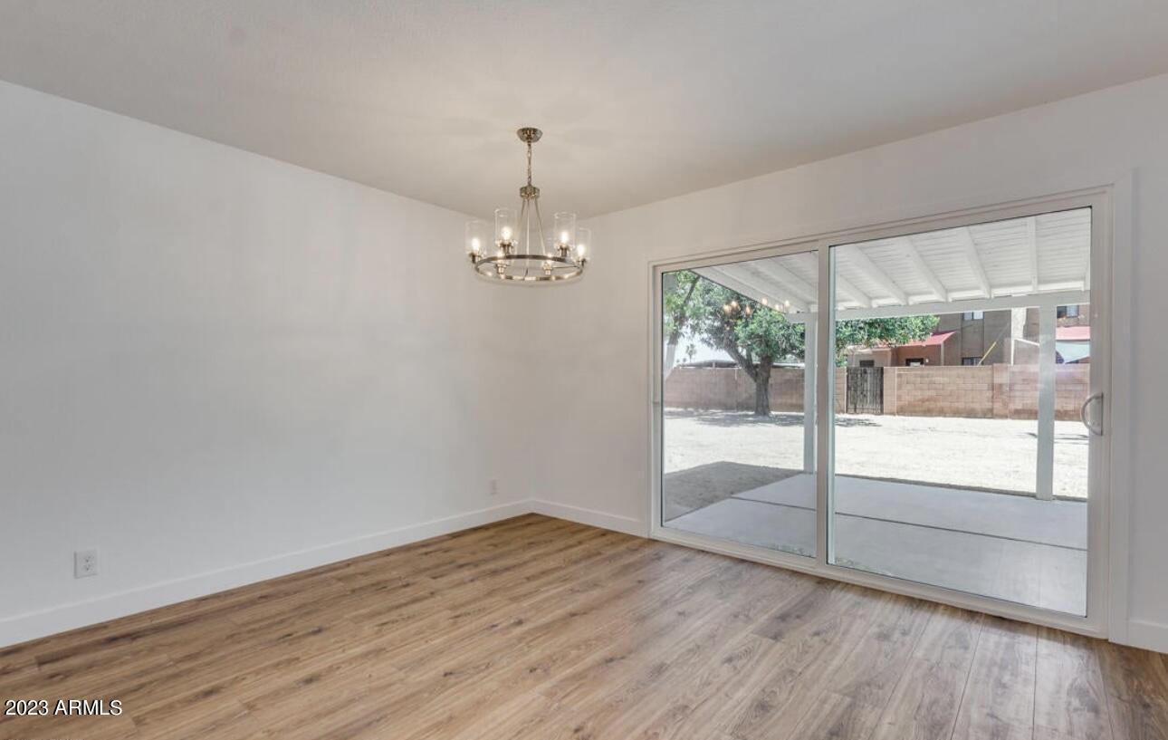 1809 E CONCORDA Drive