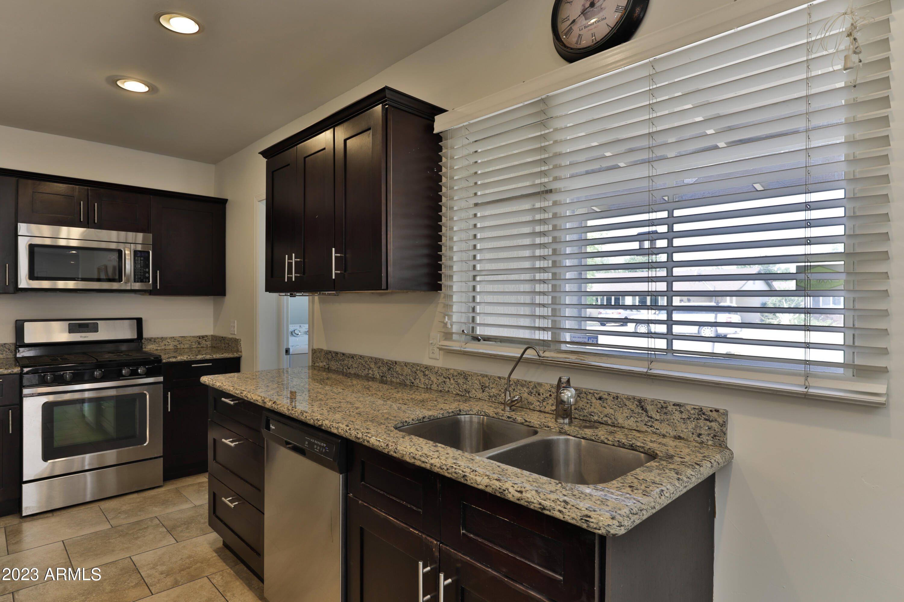5117 E VERDE Lane