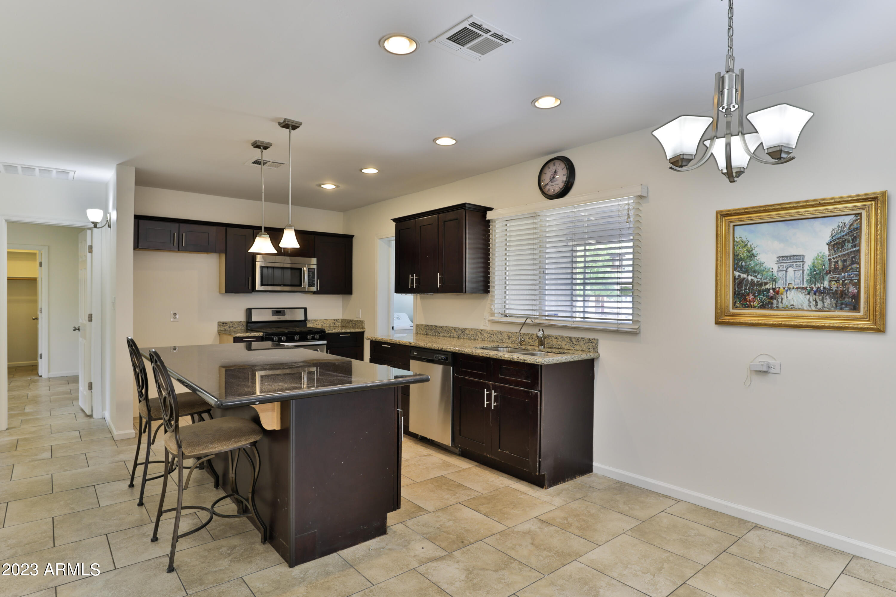 5117 E VERDE Lane