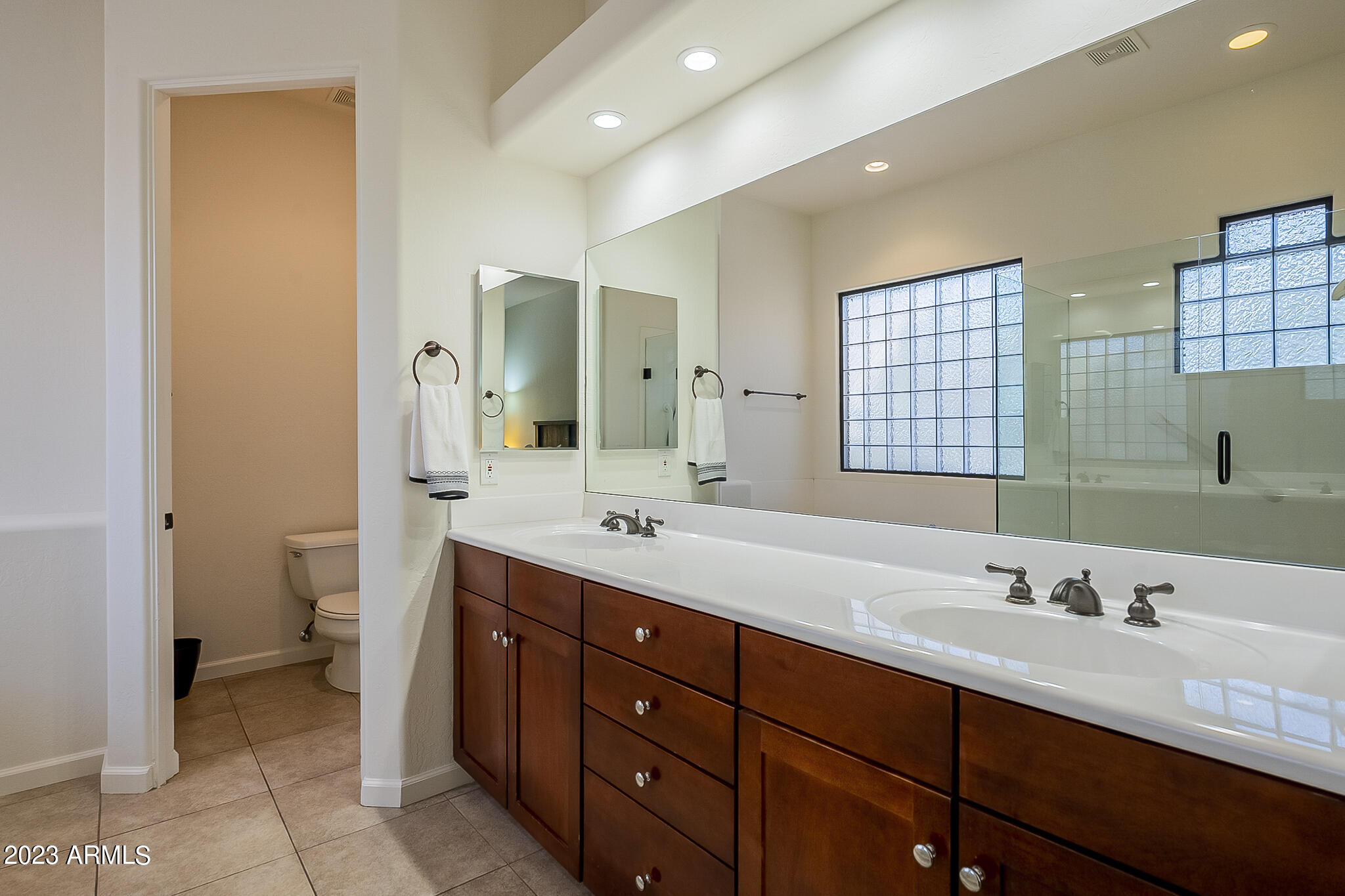 28519 N 102ND Place