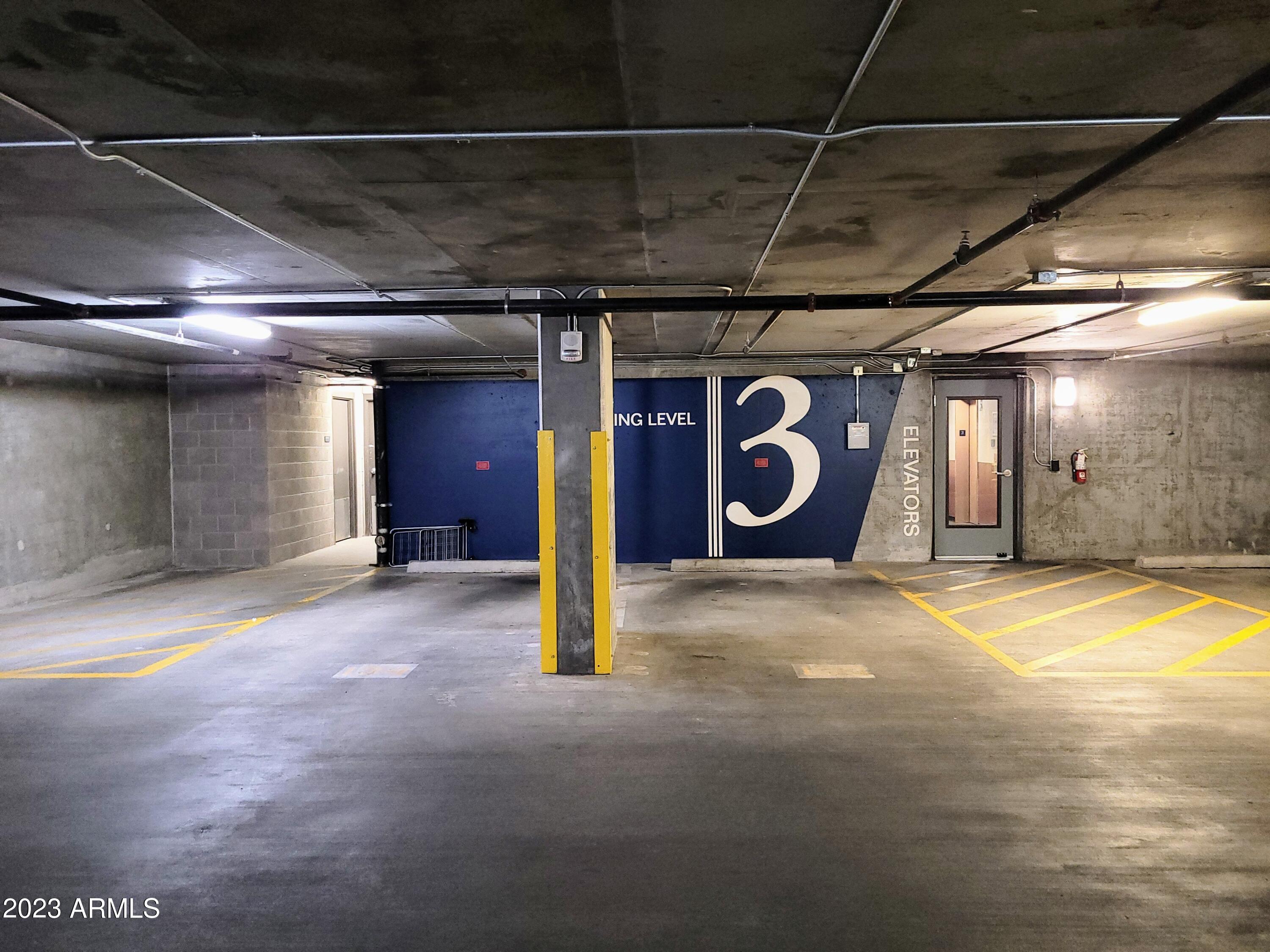 310 S 4TH Street Unit: 806