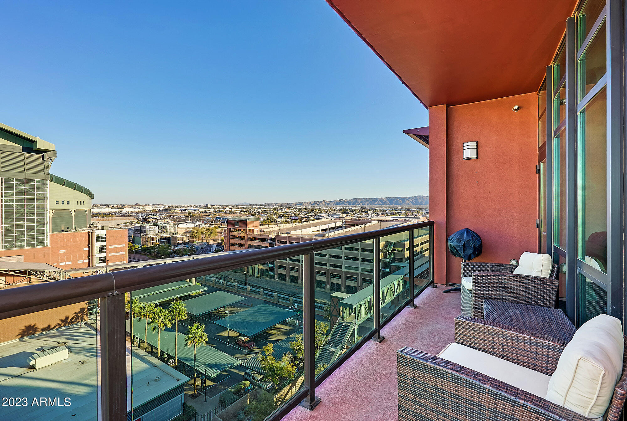 310 S 4TH Street Unit: 806