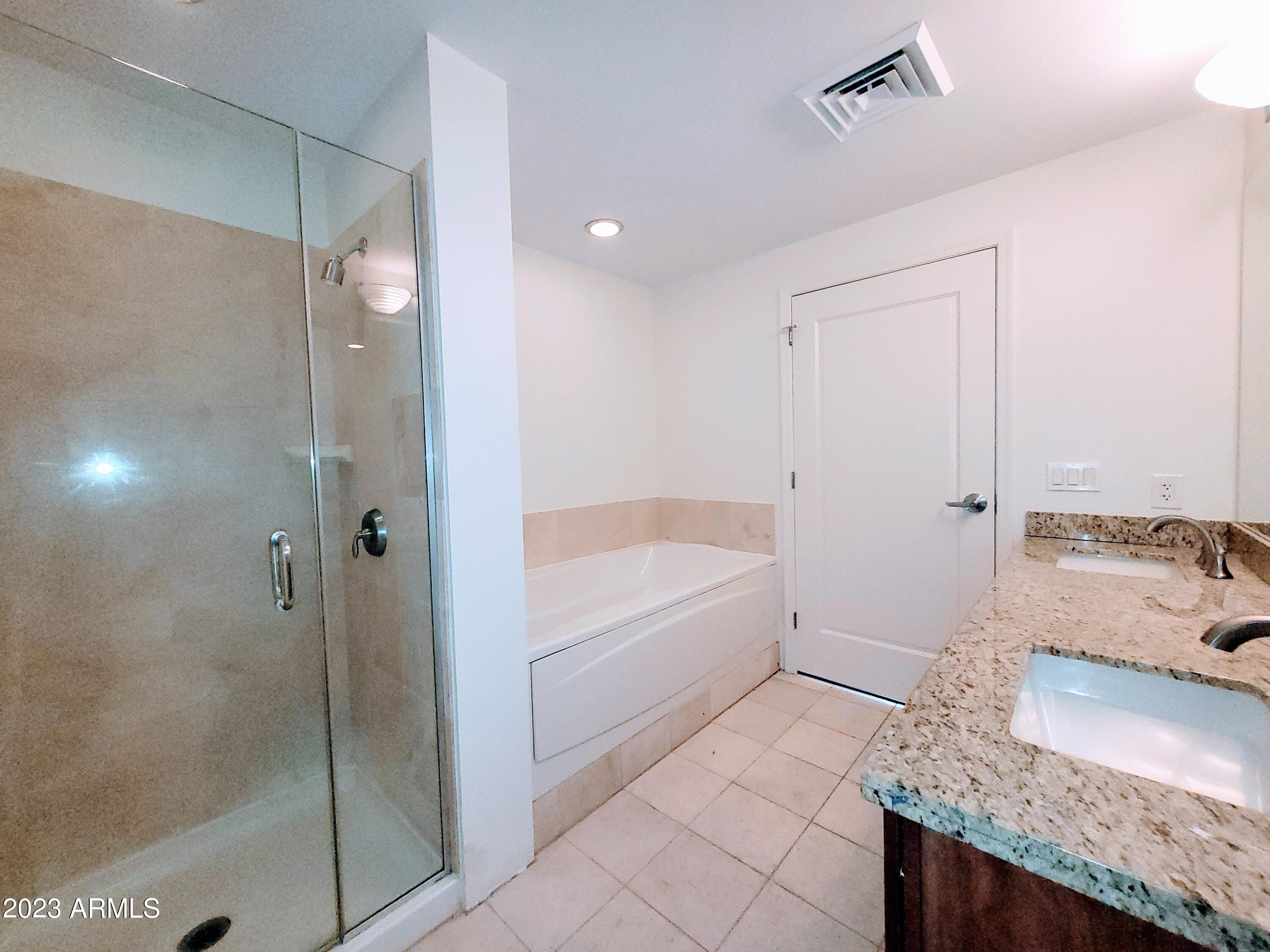 310 S 4TH Street Unit: 806