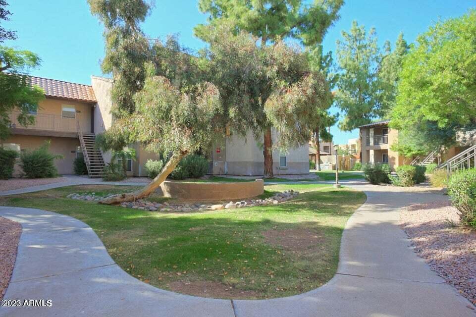 14145 N 92ND Street Unit: 2022