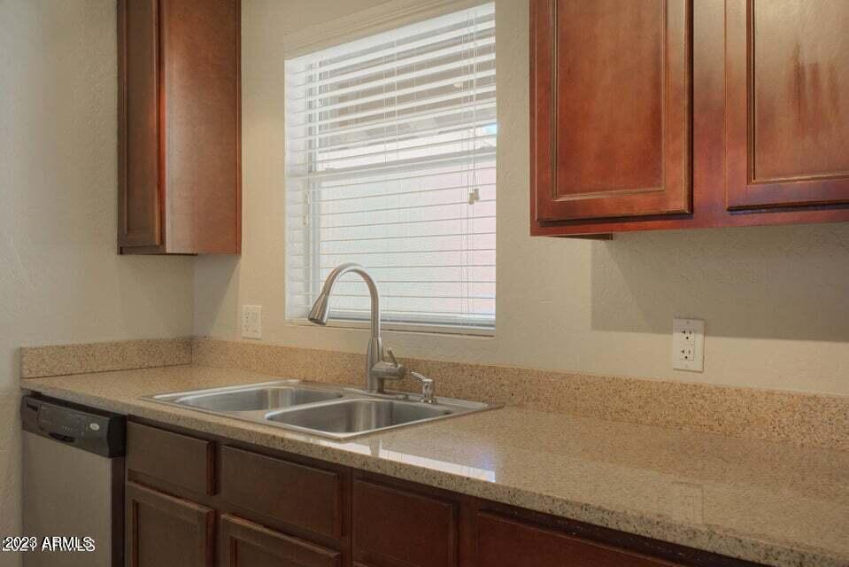 14145 N 92ND Street Unit: 2022